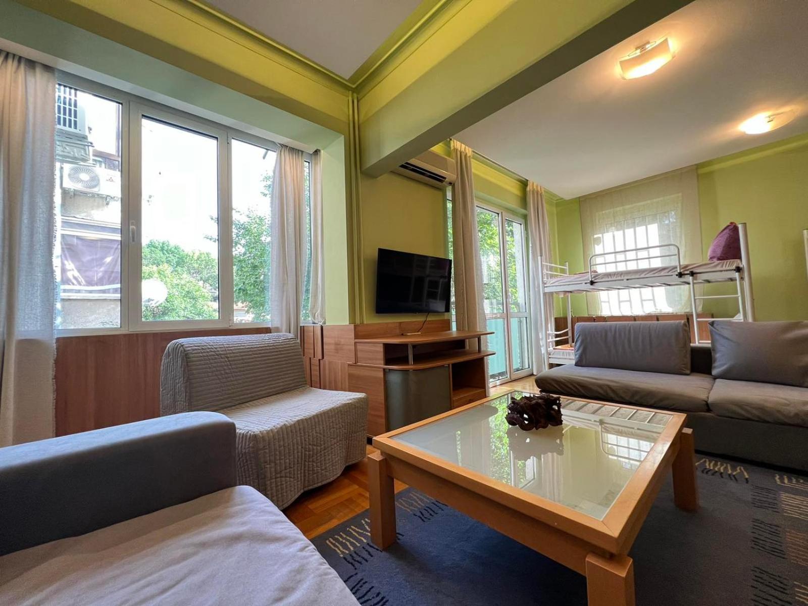 Mumbai Spacious 150 Sq M 2BDR near Vitosha BLVD and NDK