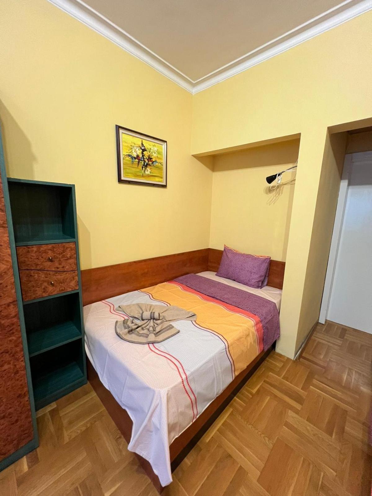 Mumbai Spacious 150 Sq M 2BDR near Vitosha BLVD and NDK