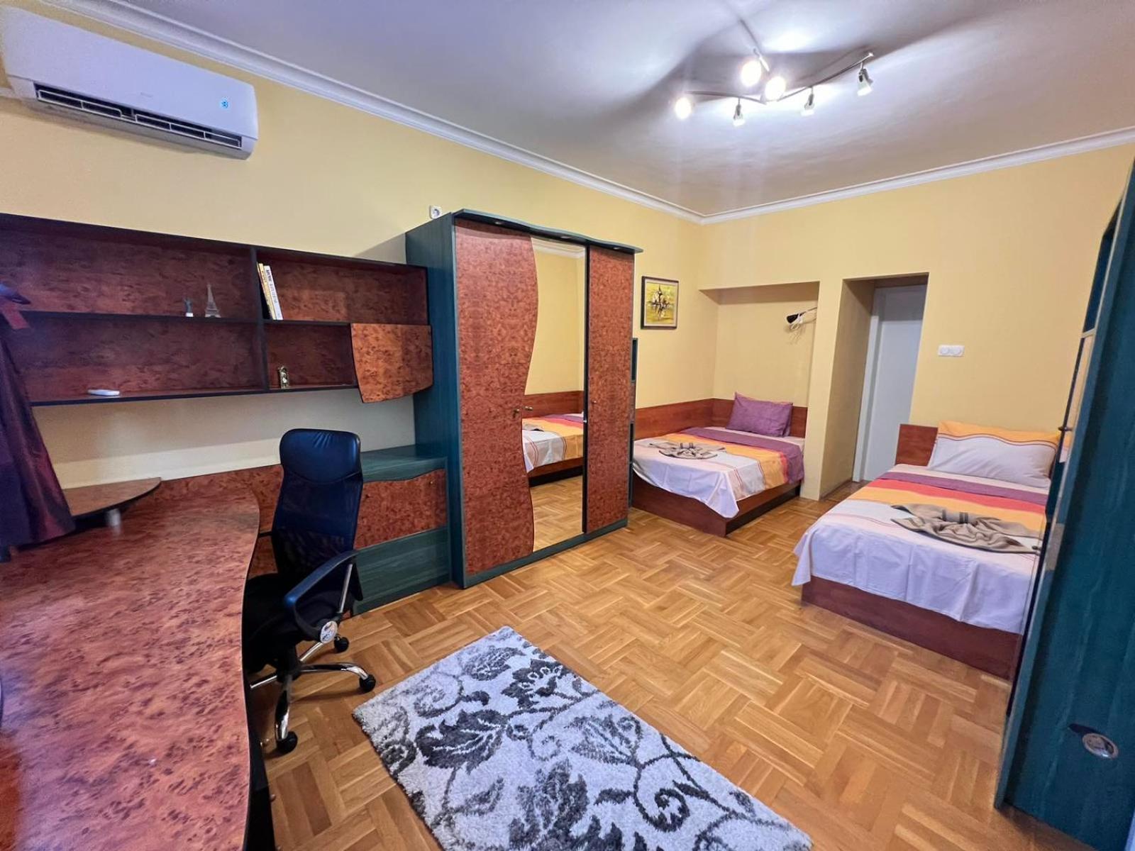 Mumbai Spacious 150 Sq M 2BDR near Vitosha BLVD and NDK