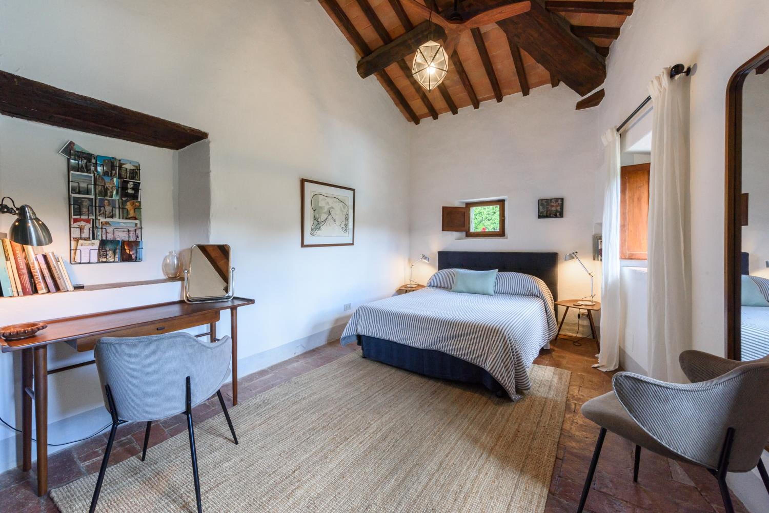 Photo 34