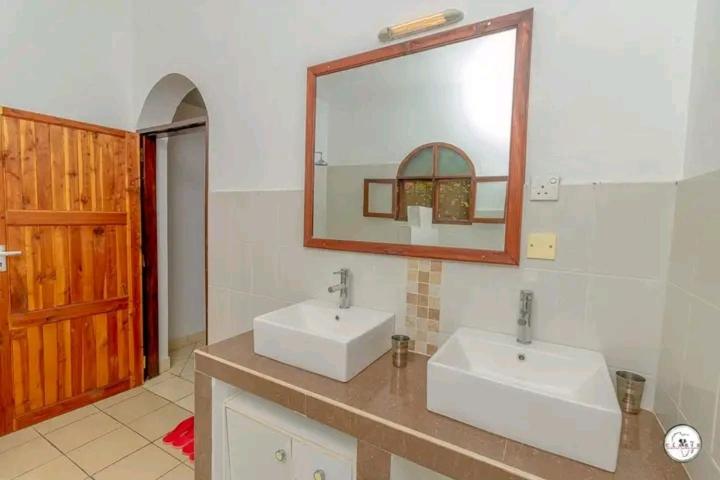 Mlima cottage view 5