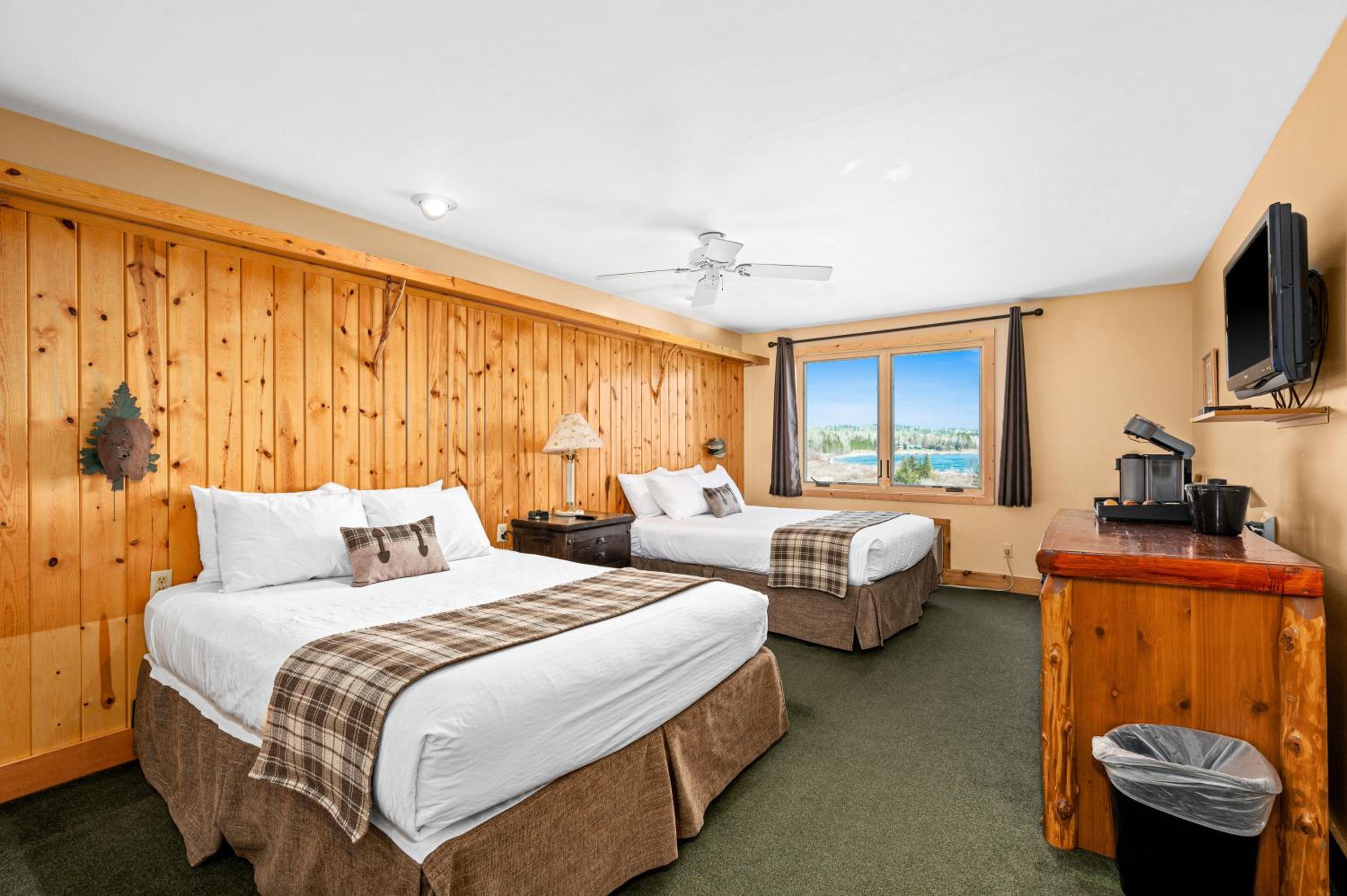 Superior Shores Resort