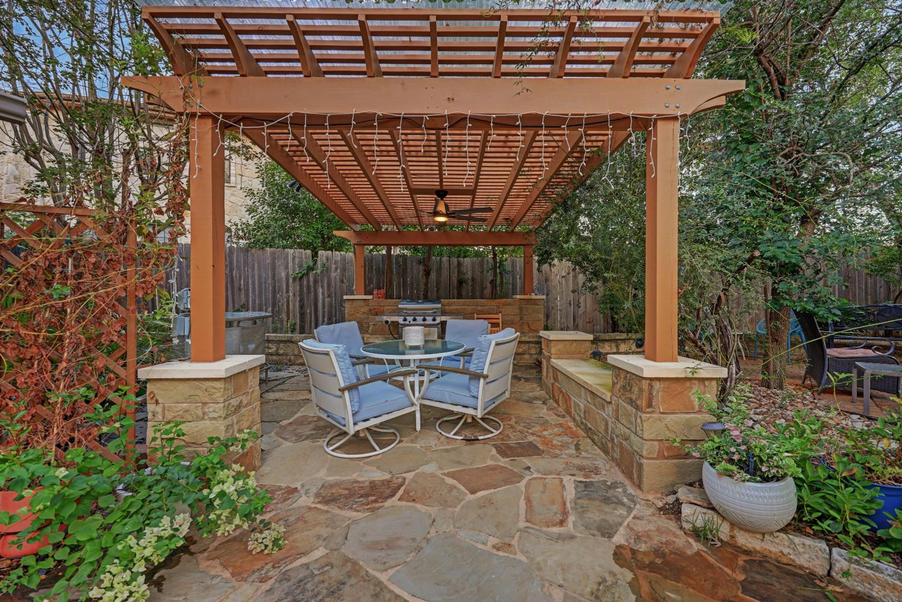 Relax in Nature with a private pool view 5