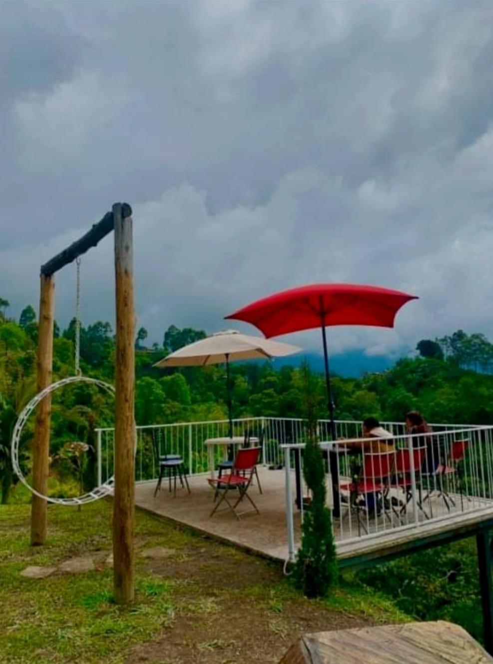 Cabaña cafetera con hermosa vista