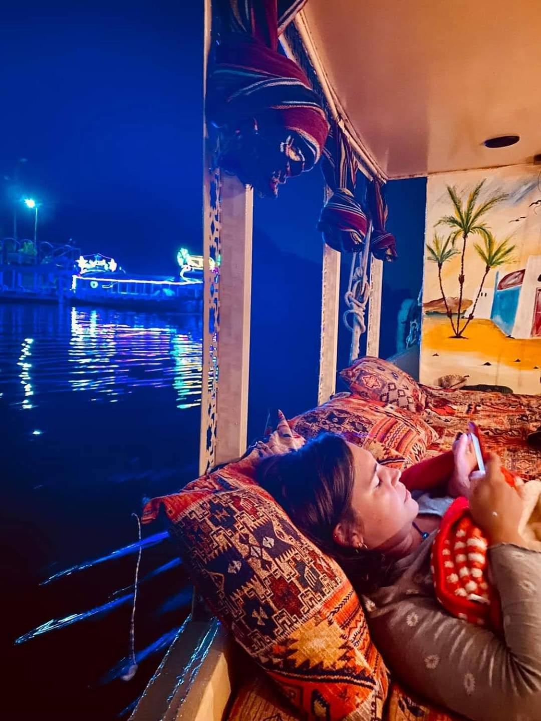 Felucca sailing boat from Aswan to komombo with private bathroom