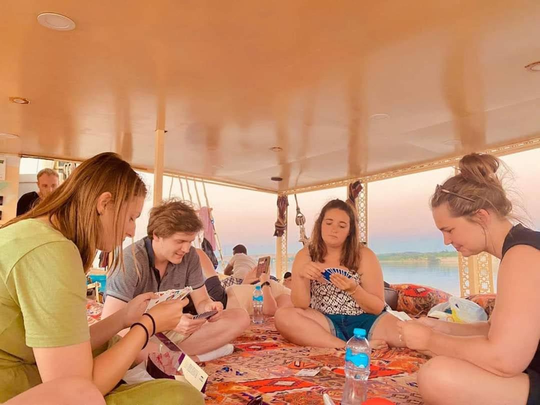 Felucca sailing boat from Aswan to komombo with private bathroom
