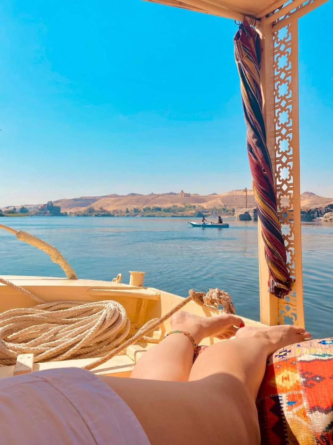 Felucca sailing boat from Aswan to komombo with private bathroom