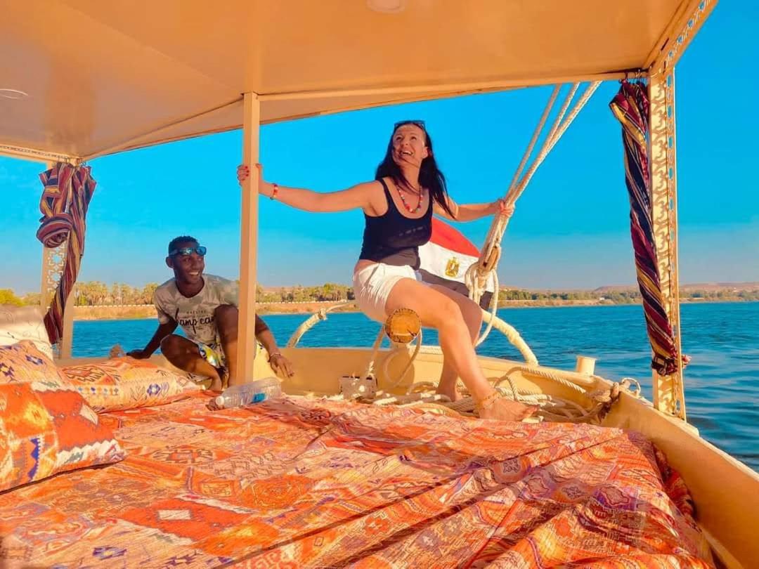 Felucca sailing boat from Aswan to komombo with private bathroom