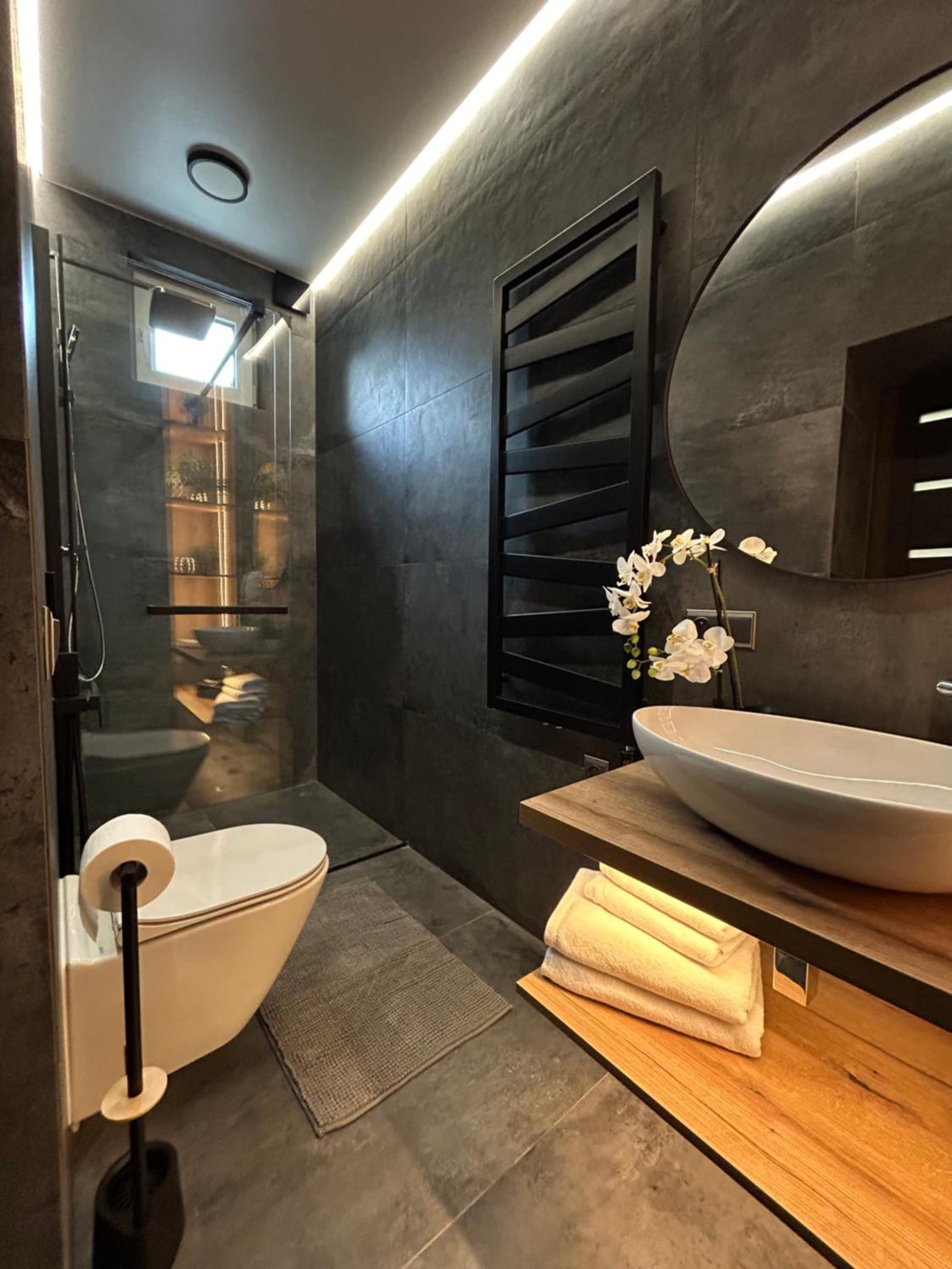 LEO Apartment FREE PARKING - President Palace