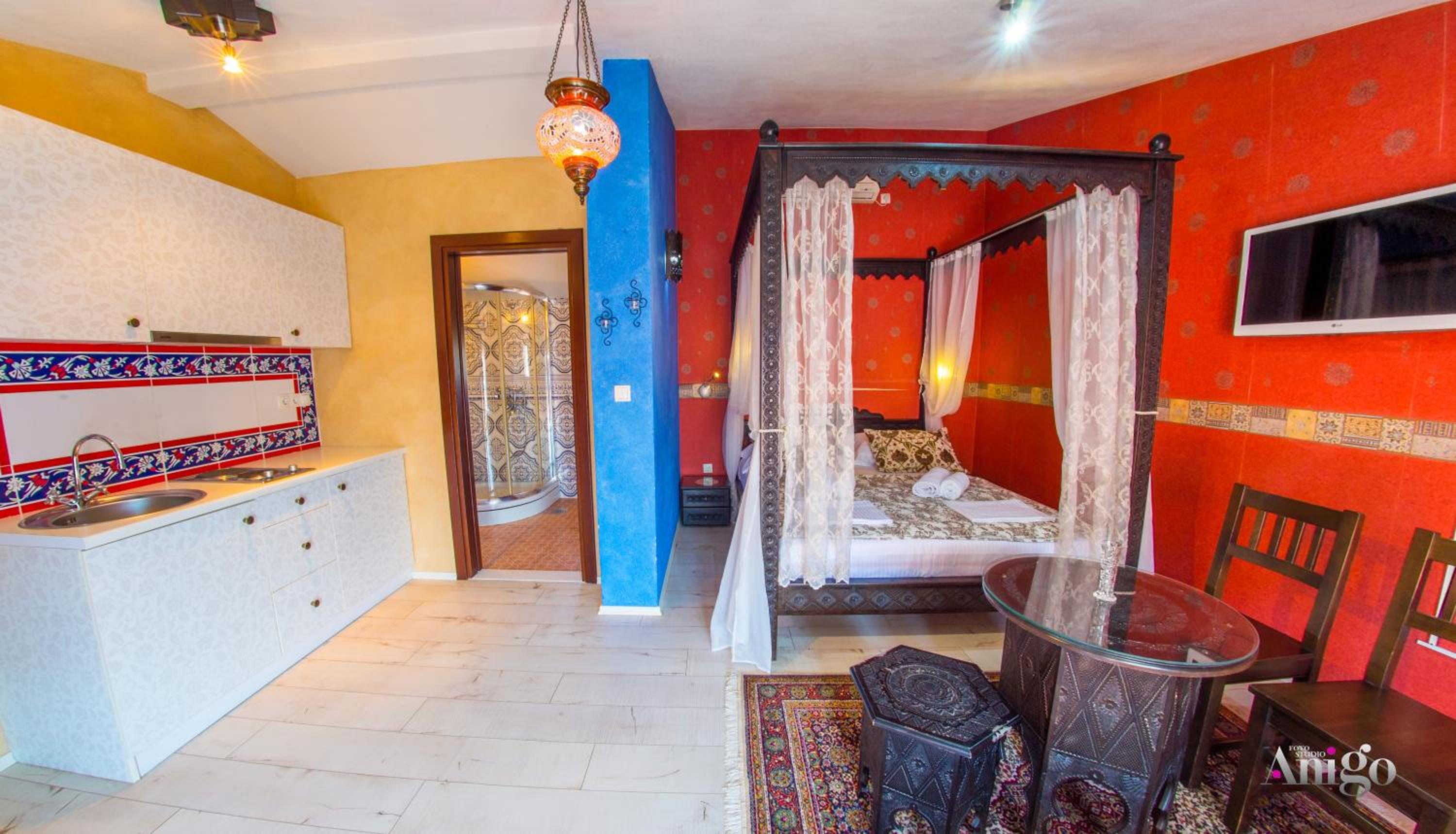 hotel room
