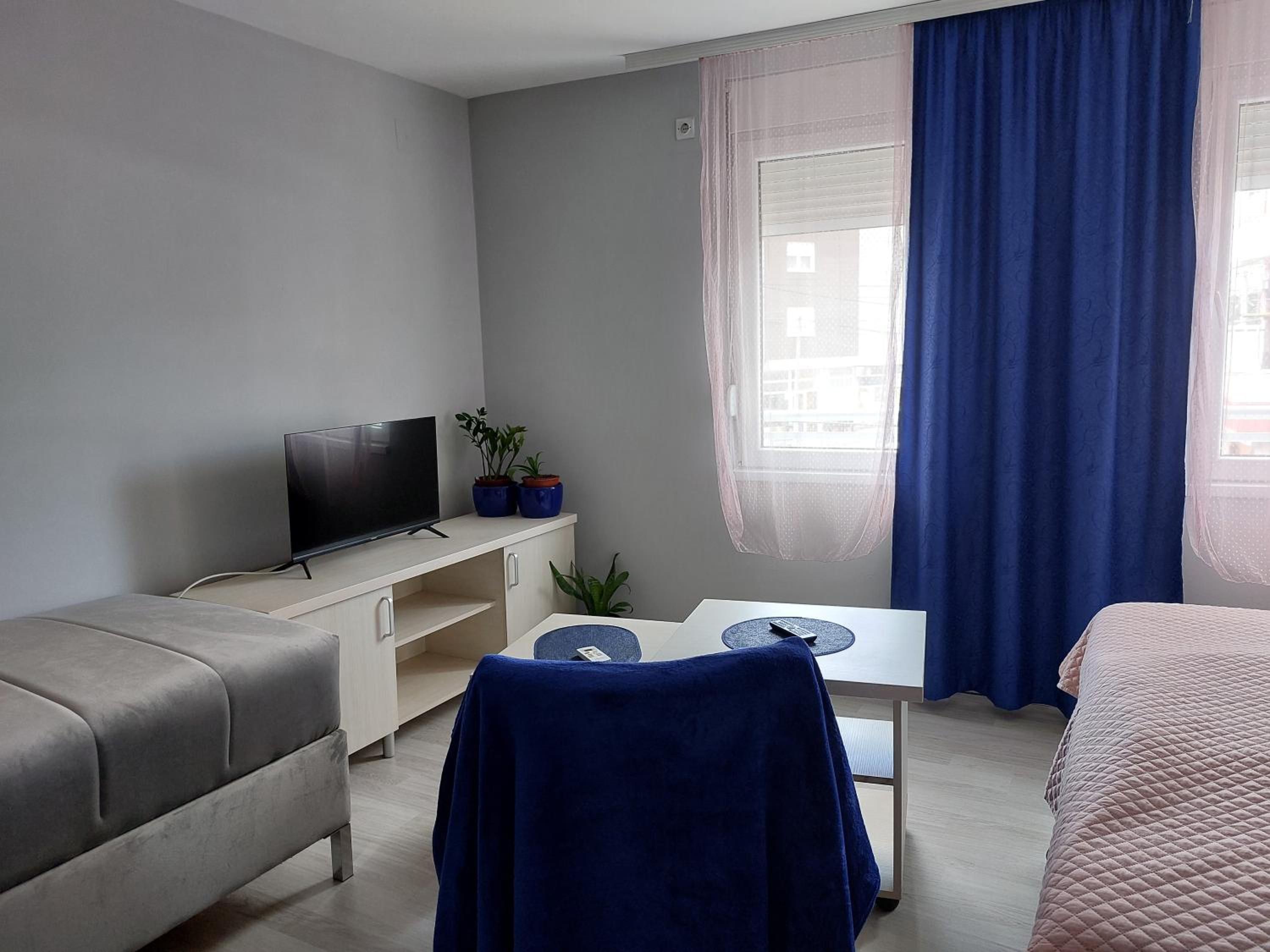 Apartments MIMOZA