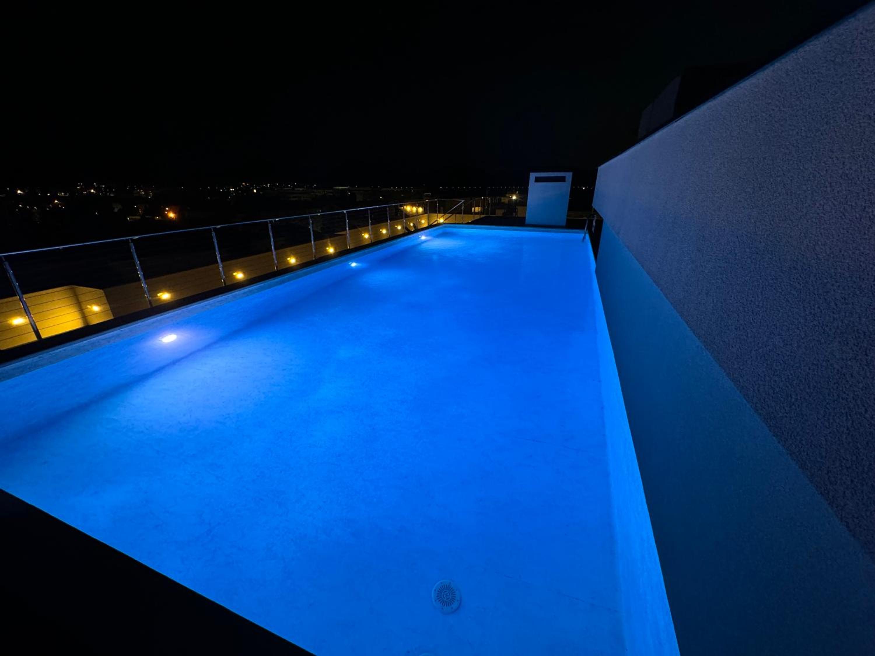 Epicenter Suite