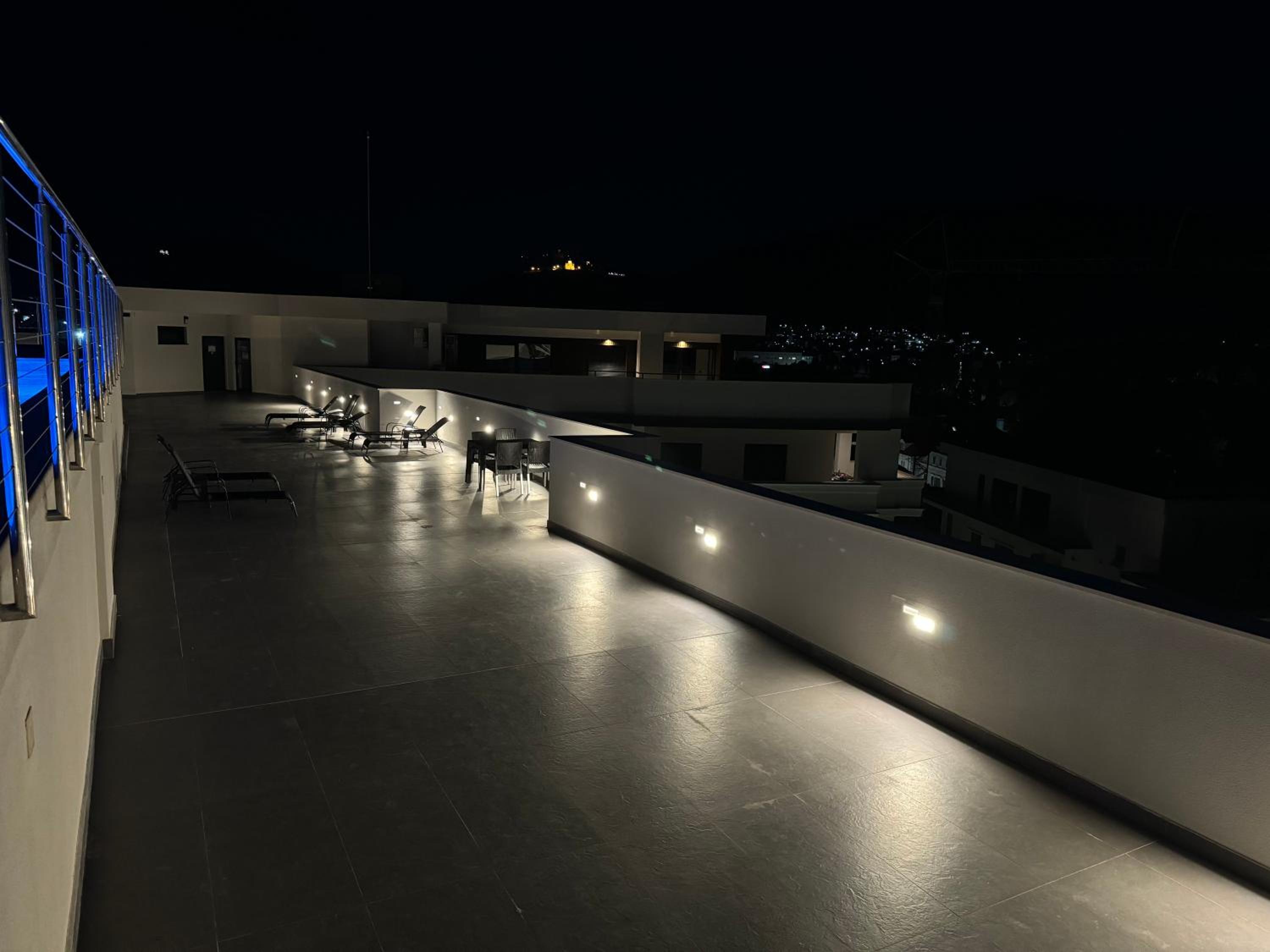 Epicenter Suite