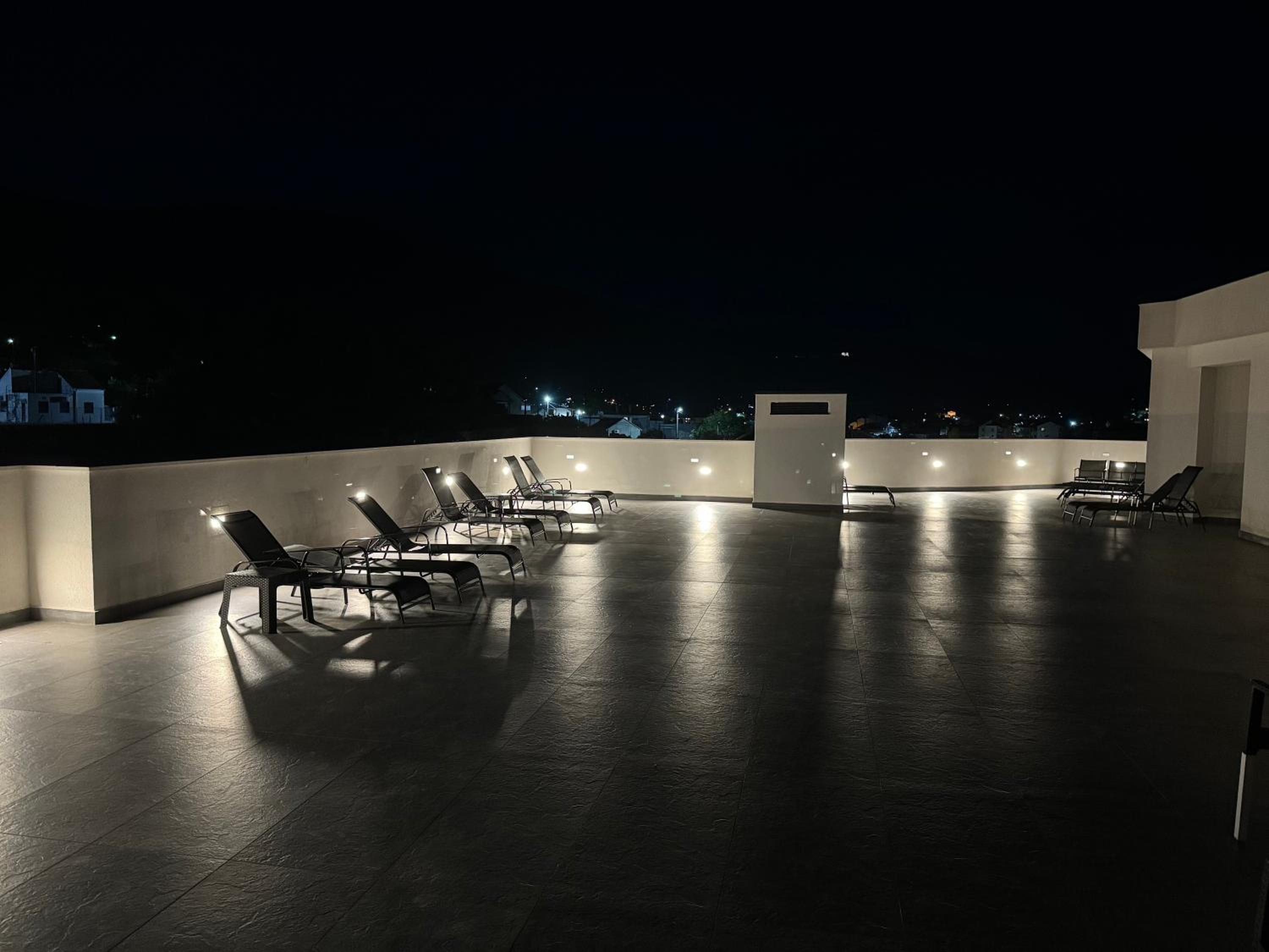 Epicenter Suite