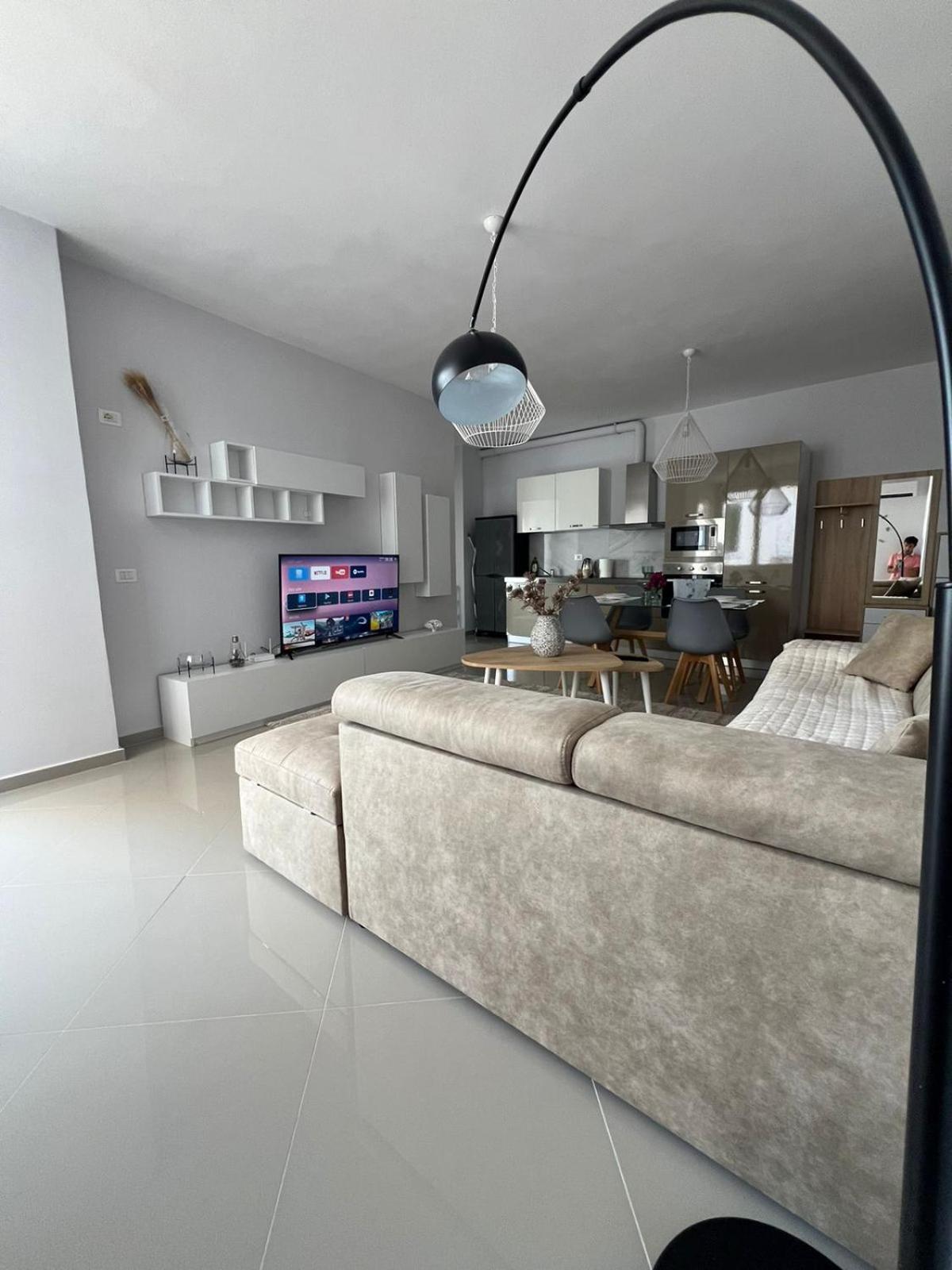Saranda View Apartment