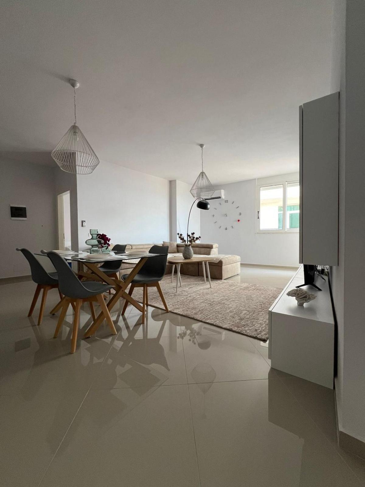Saranda View Apartment