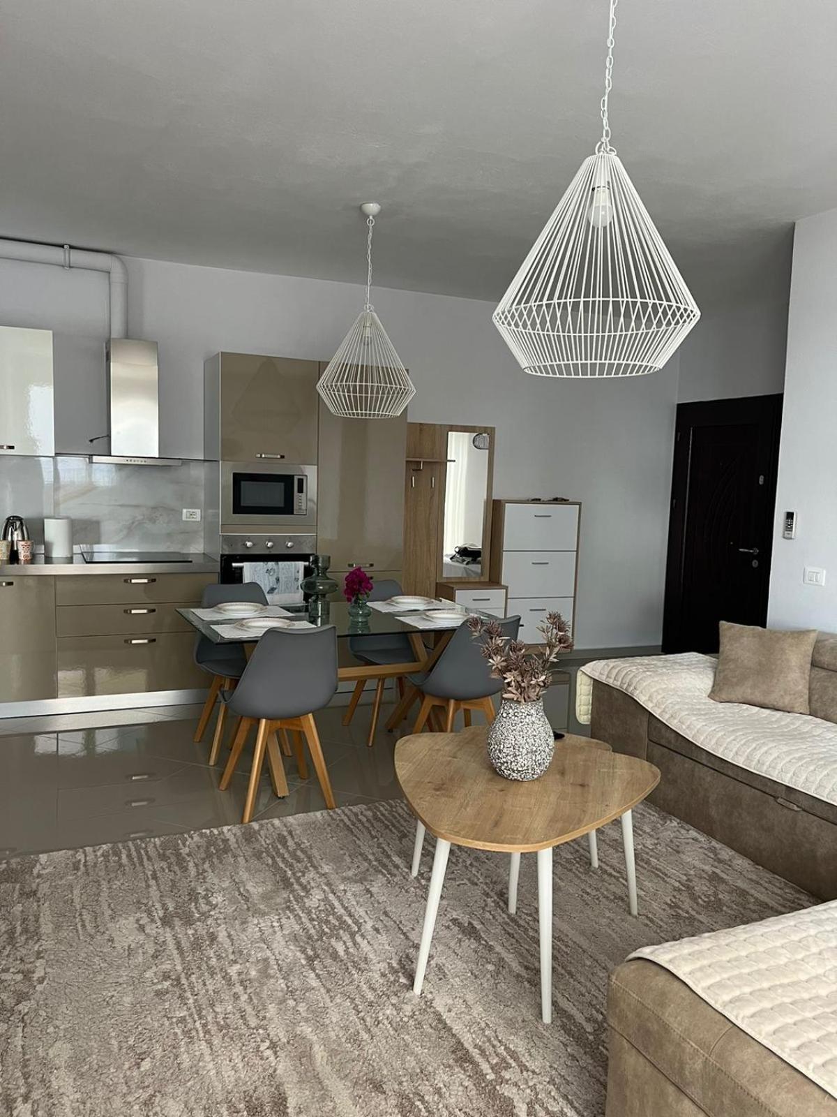 Saranda View Apartment