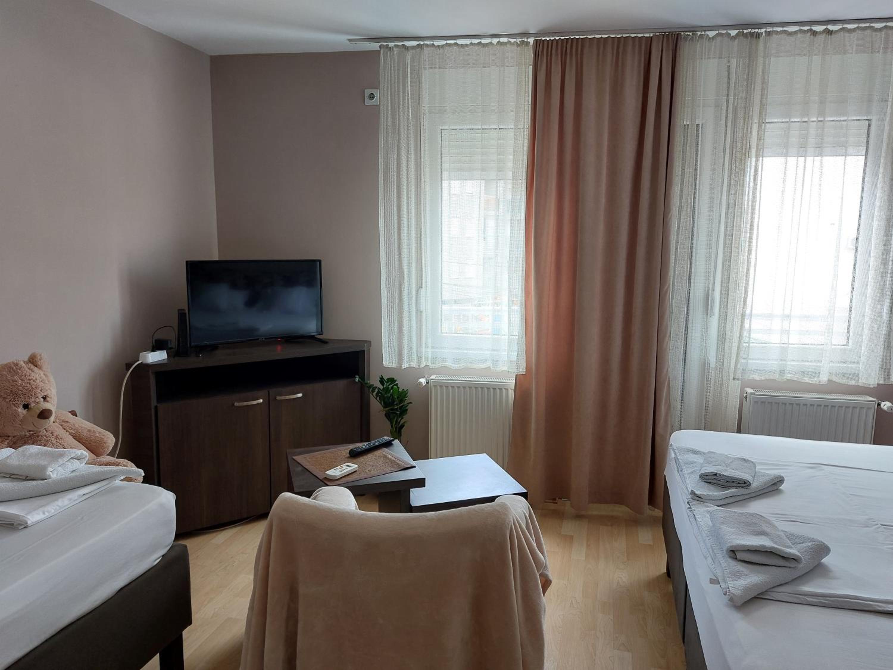 Apartments MIMOZA
