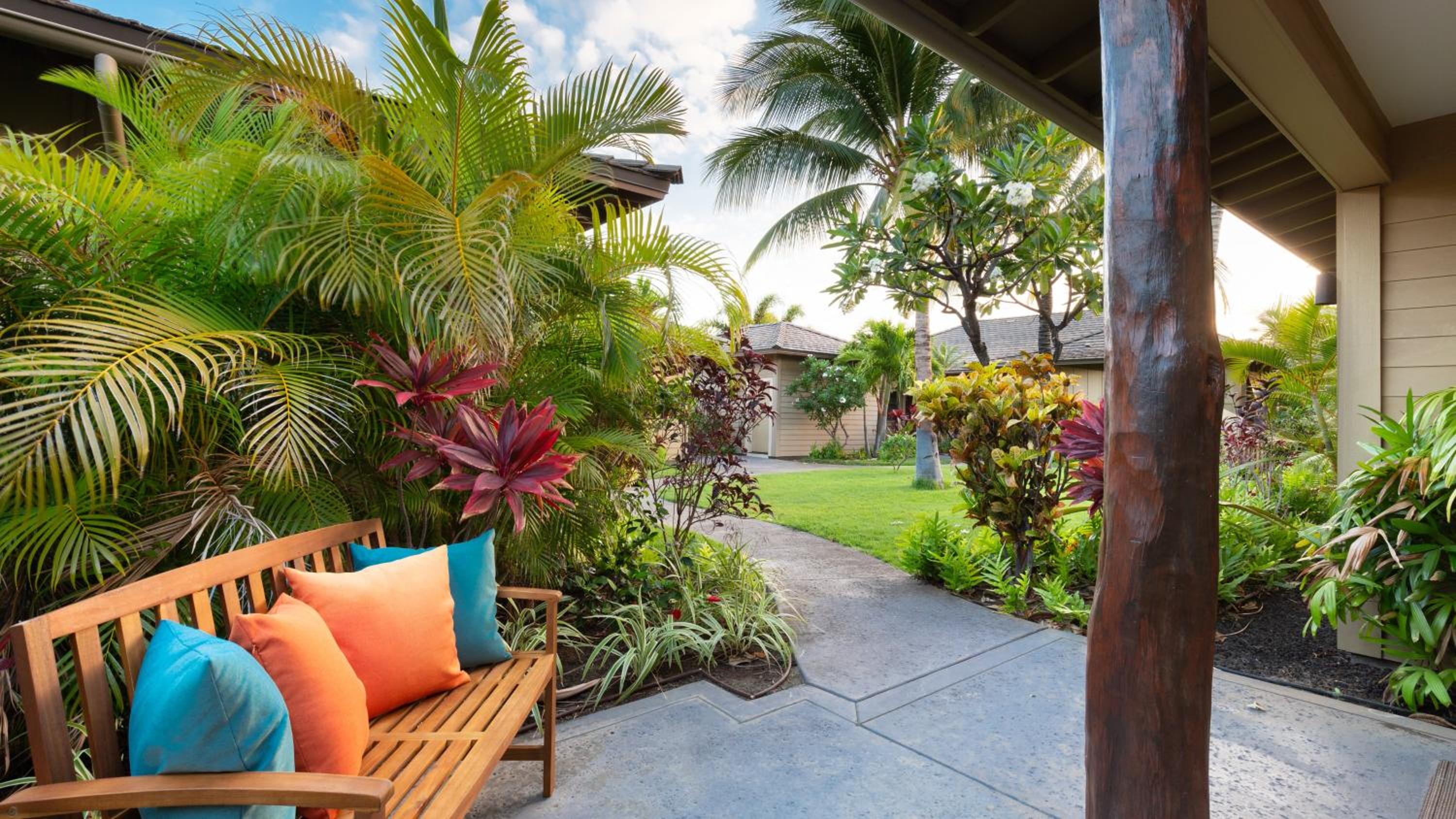 ❤PiH❤ Shades of Summer Close to Pools 2024 Resort Pool Waterslide Passes Stand Alone home
