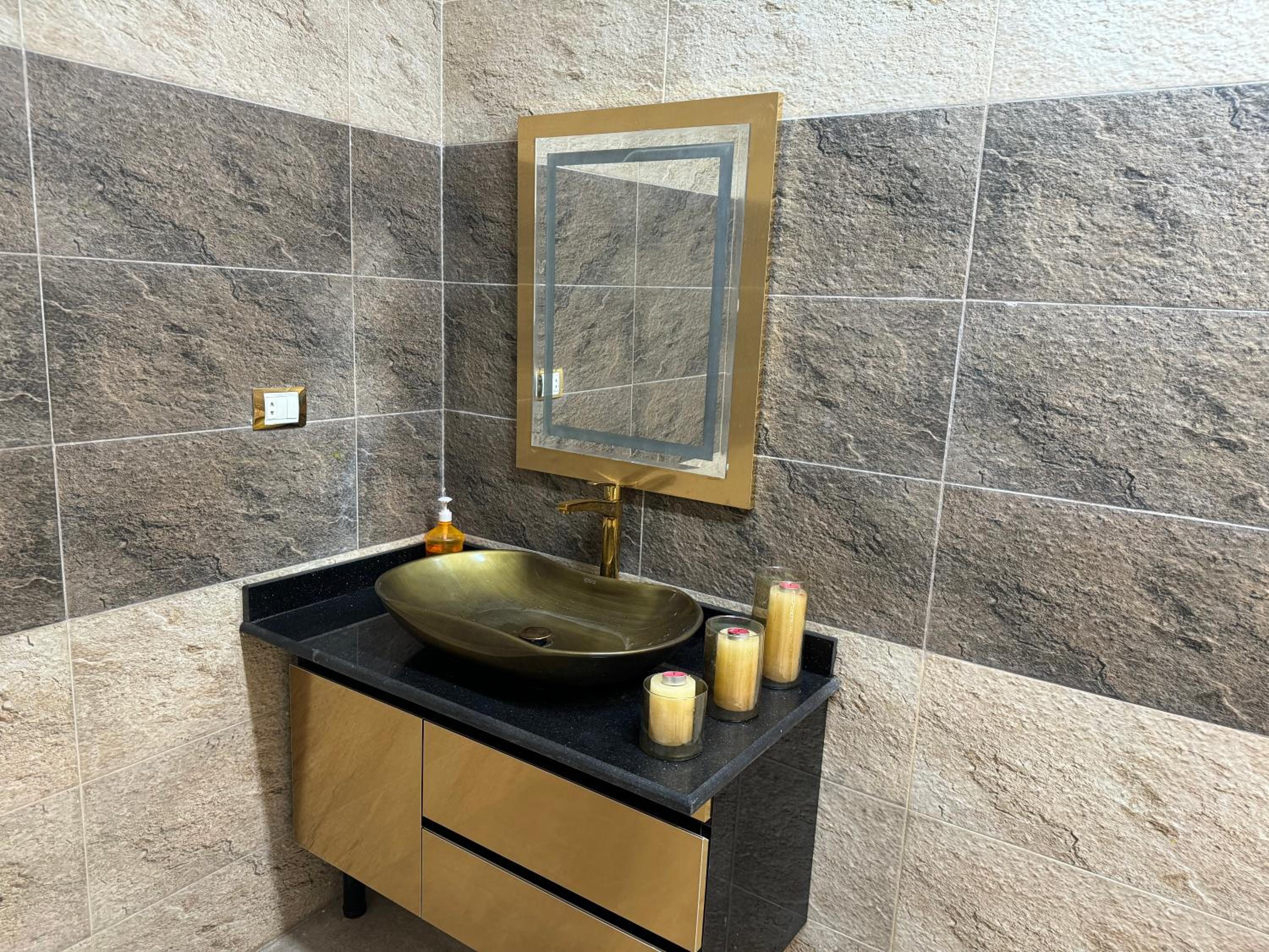 Grand Pyramids Hostel