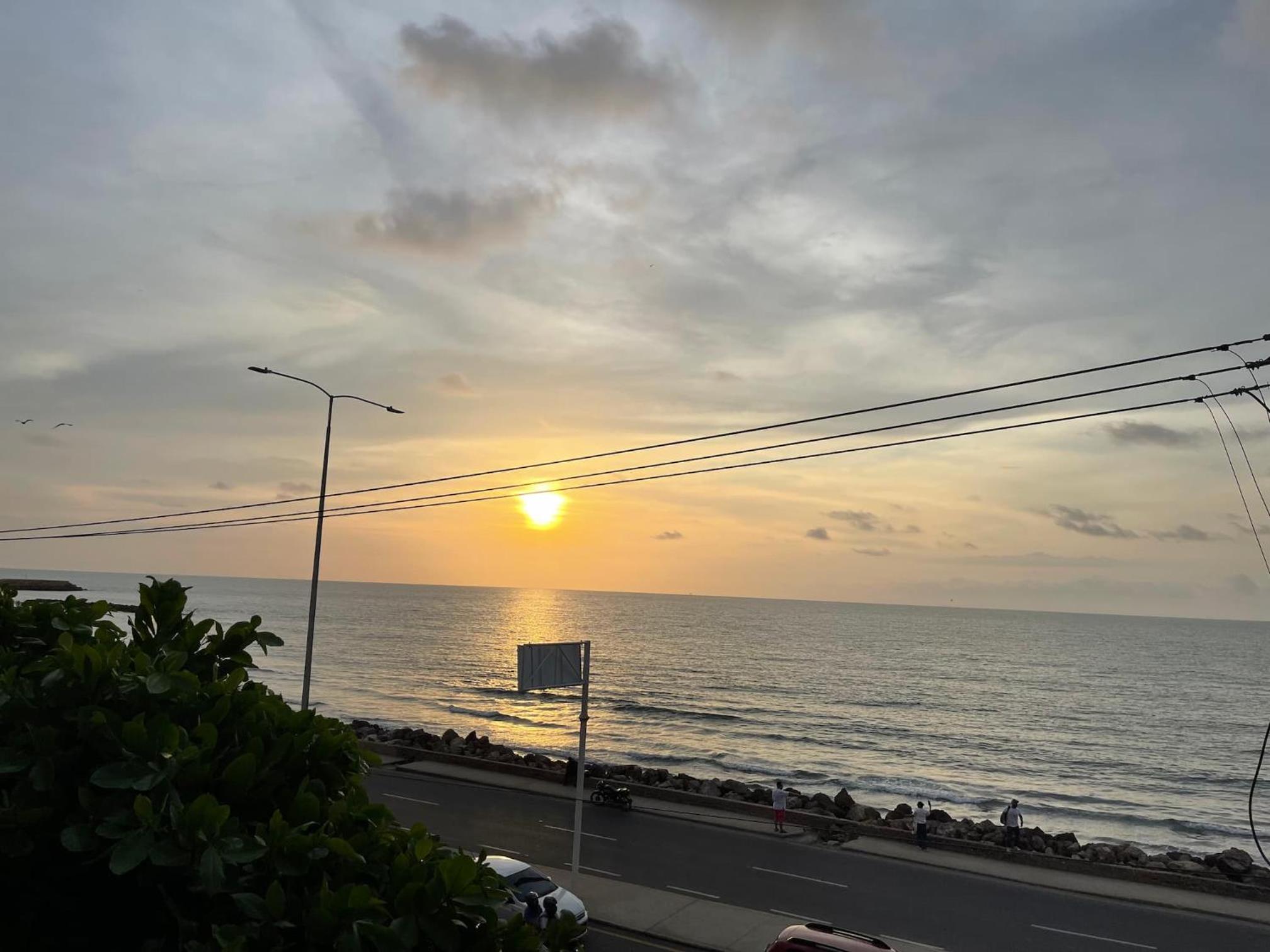 Mangata Home - Apartamento frente al mar