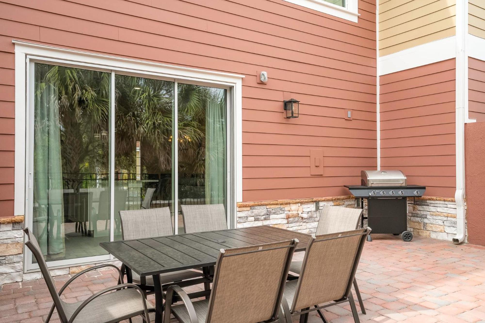 Upstay - Mickey Mouse House w Resort Access
