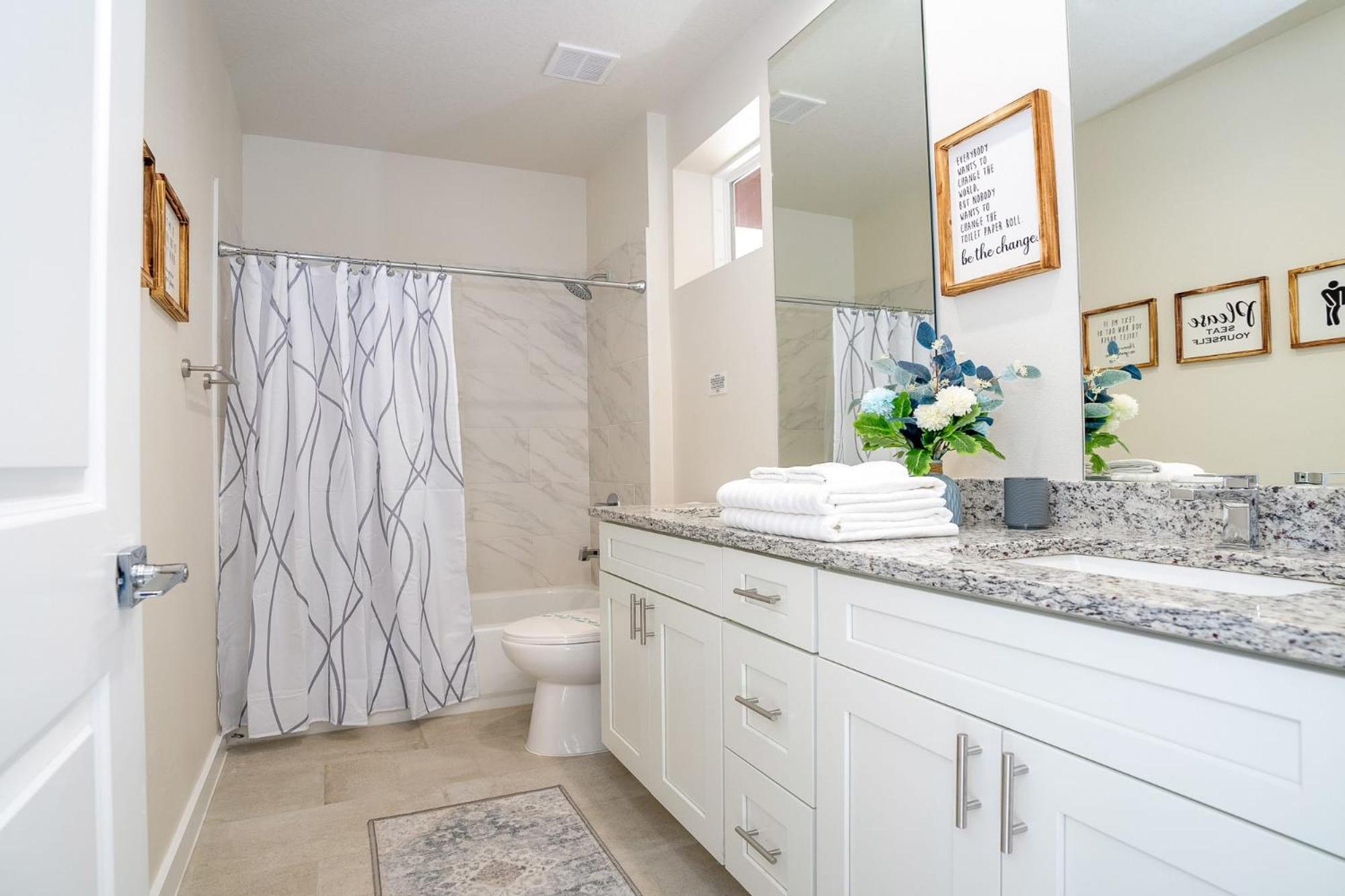 Upstay - Mickey Mouse House w Resort Access