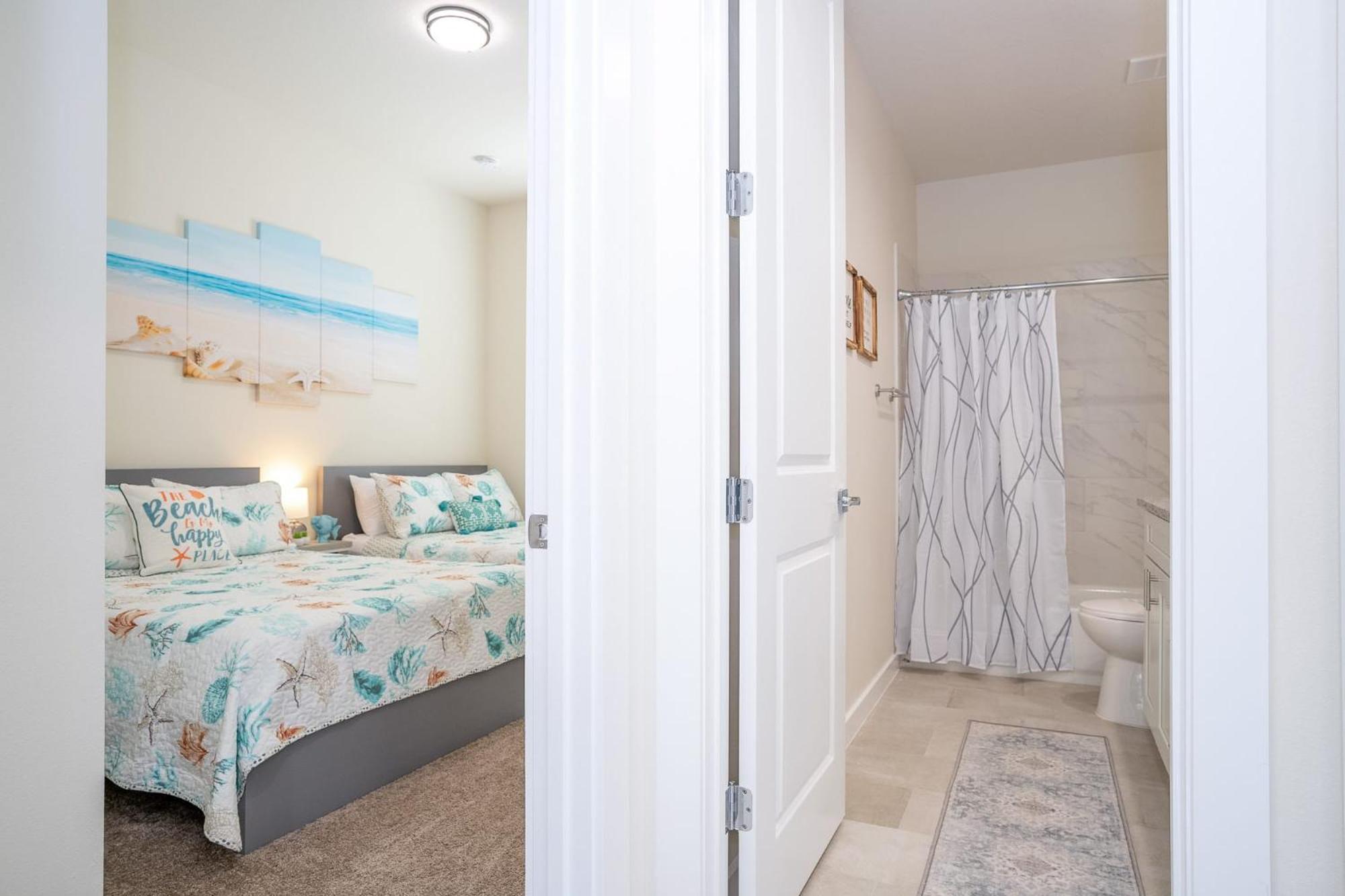Upstay - Mickey Mouse House w Resort Access