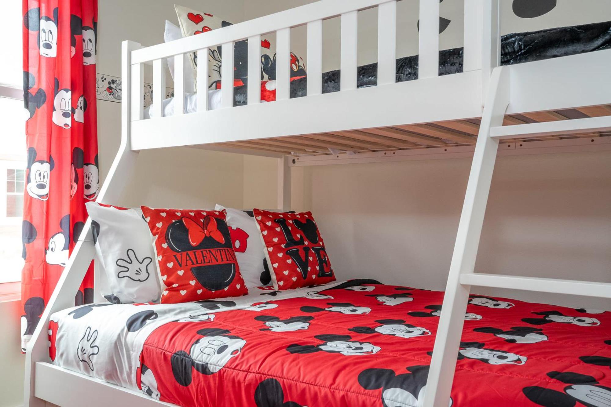 Upstay - Mickey Mouse House w Resort Access