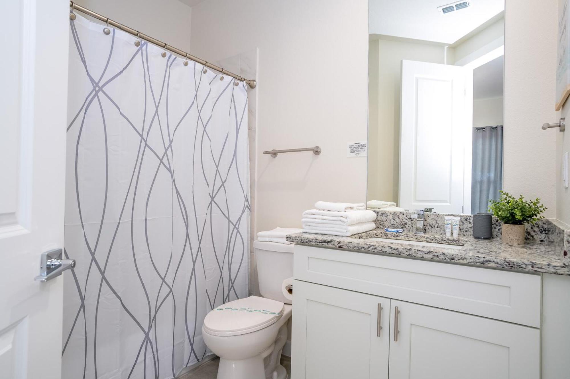 Upstay - Mickey Mouse House w Resort Access