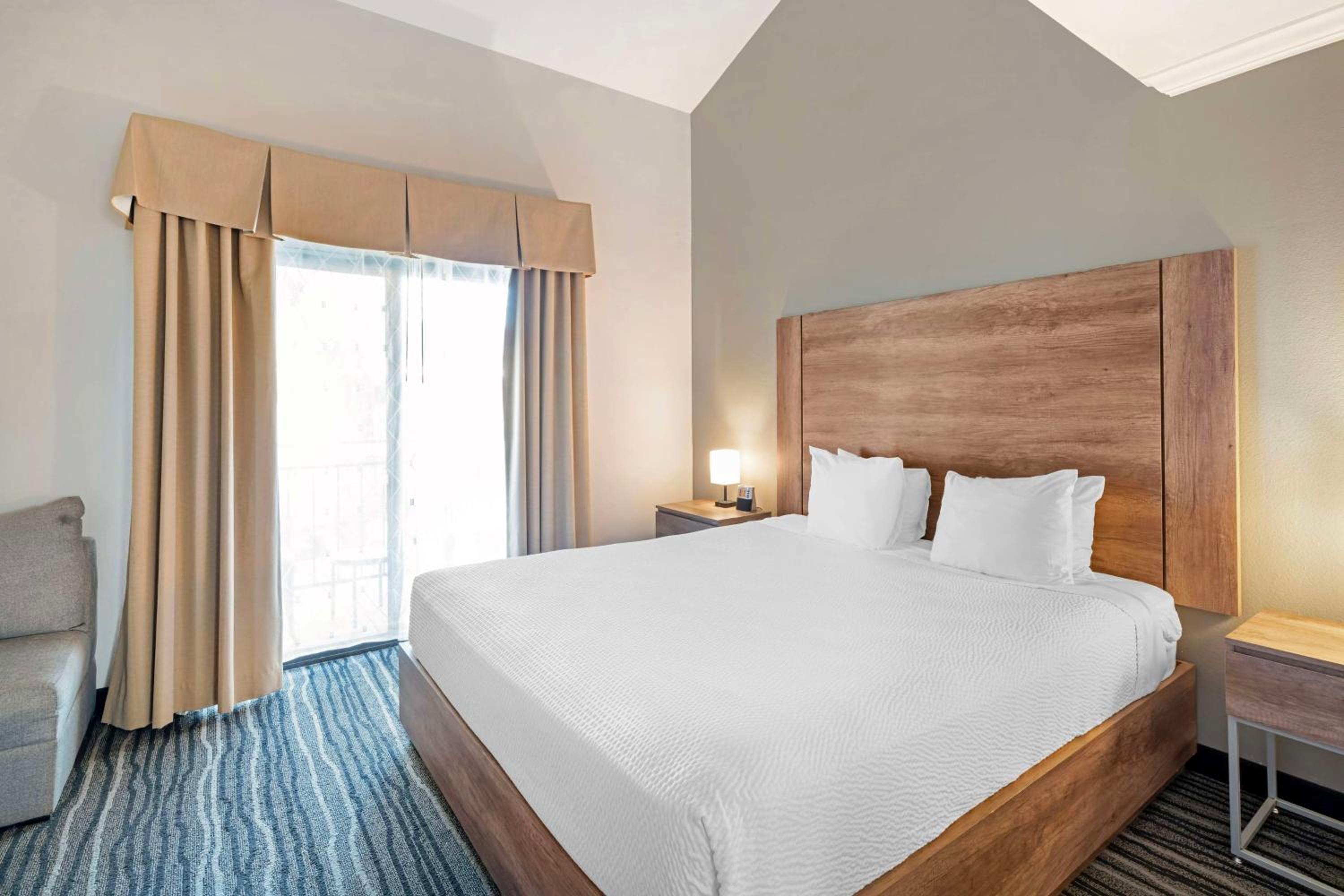 Best Western Posada Royale Hotel  Suites - Property Image 3