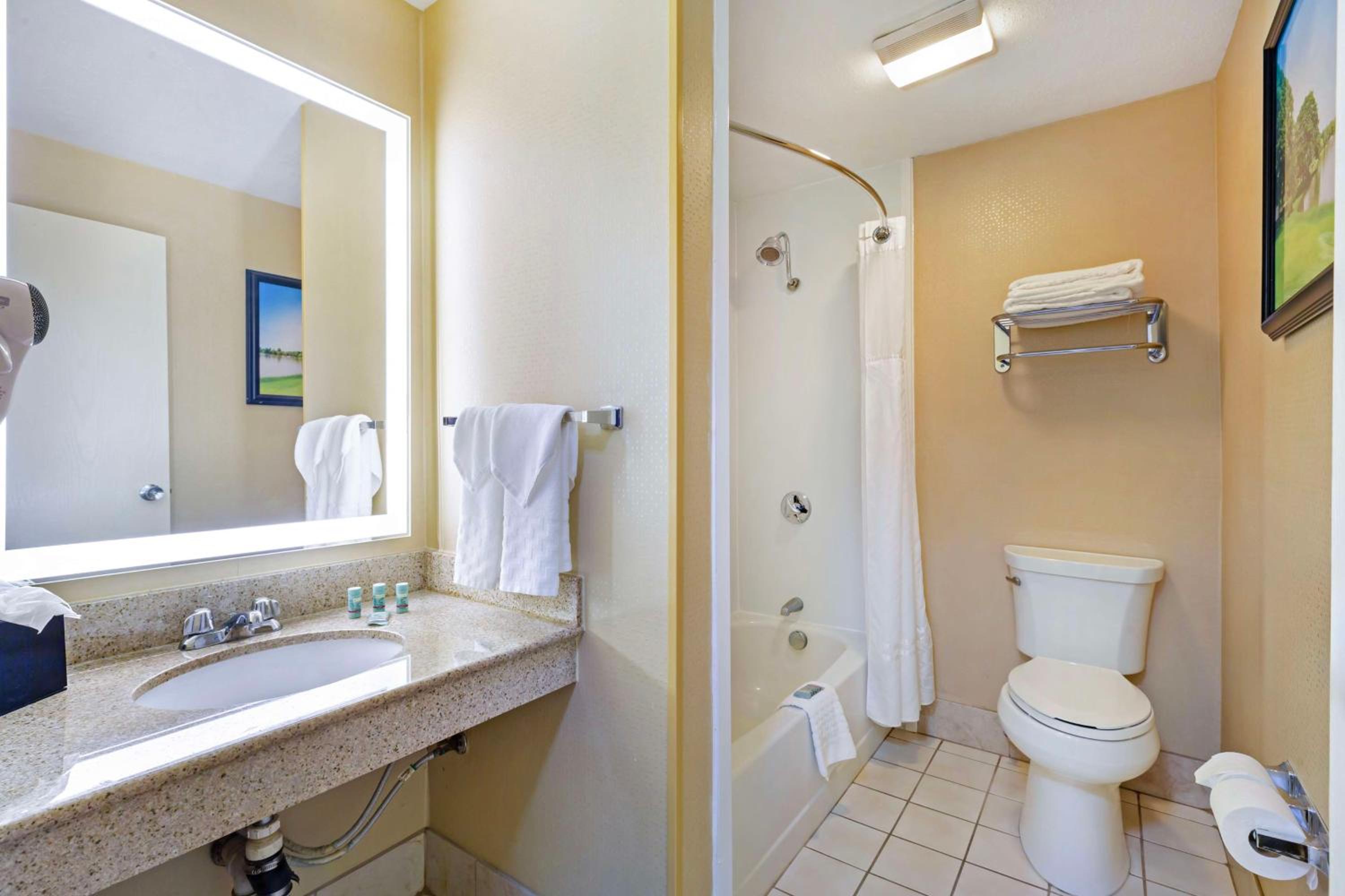 Best Western Rockland - Property Image 22