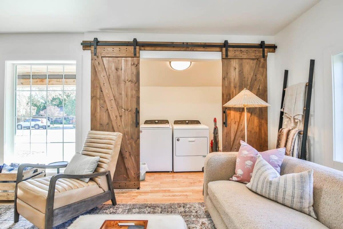 Tranquil Terrace - 2BR 2BA - Walk to Tech view 5