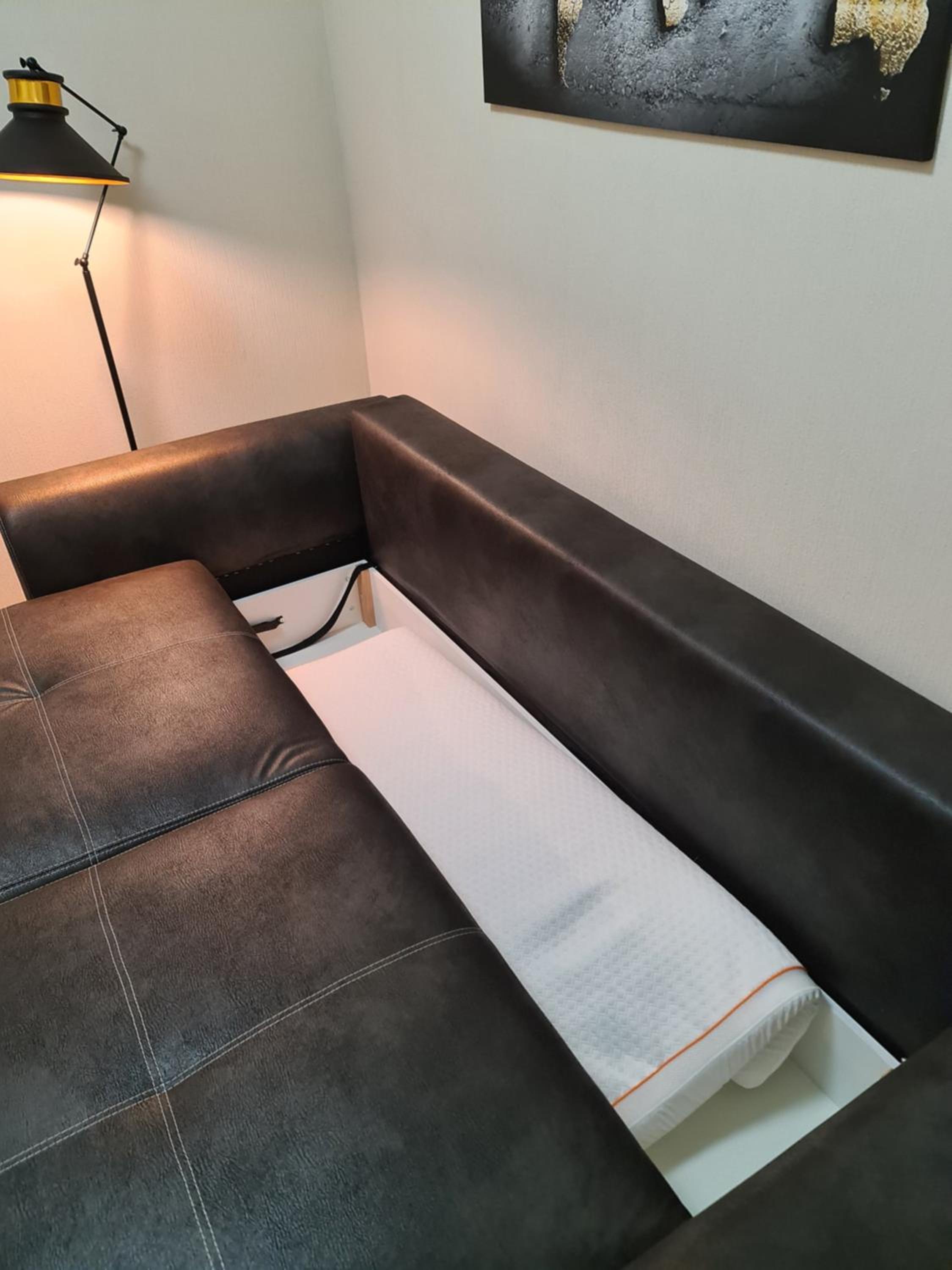 Seapark apartments with private entrance and parking