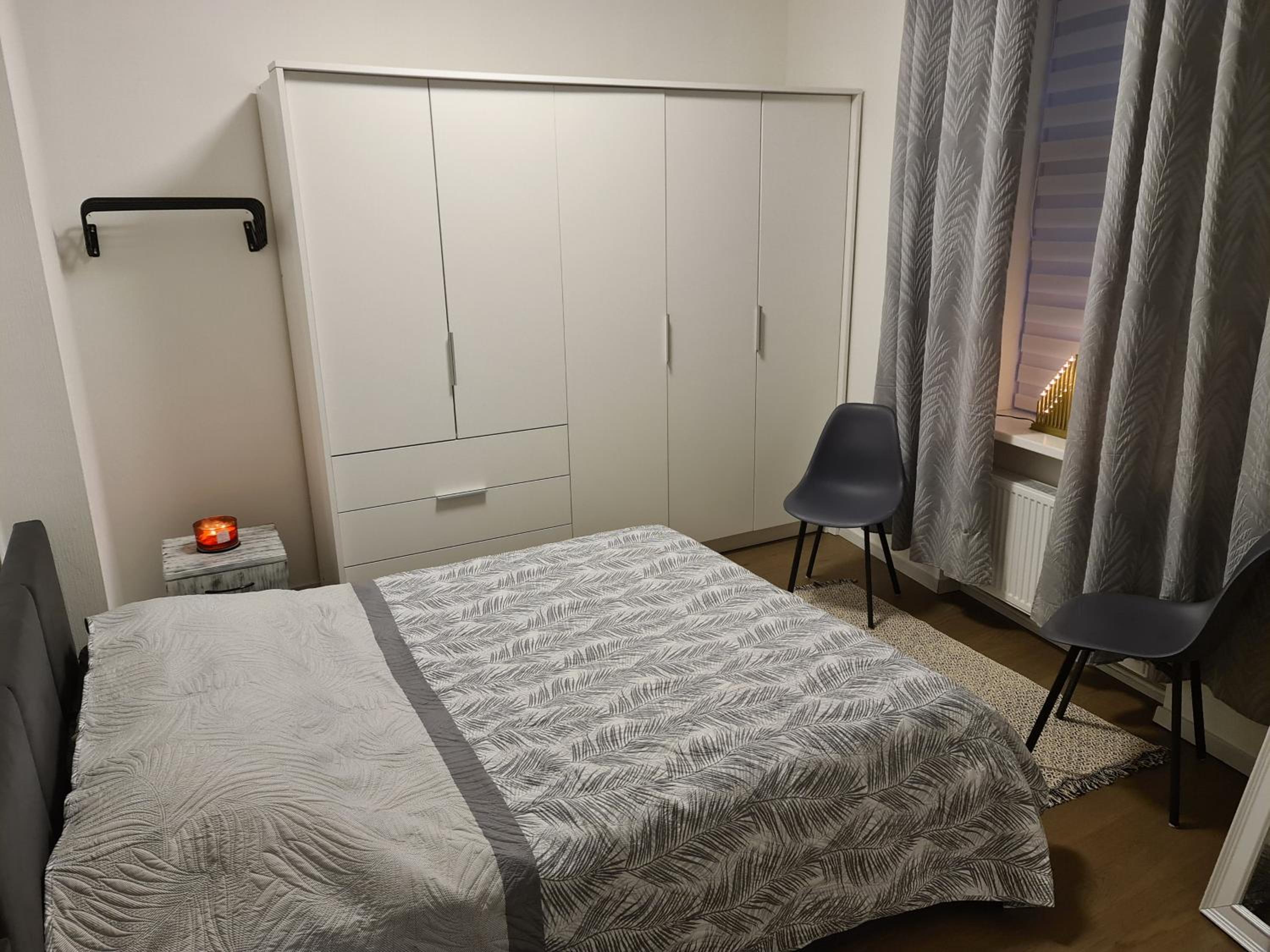 Seapark apartments with private entrance and parking