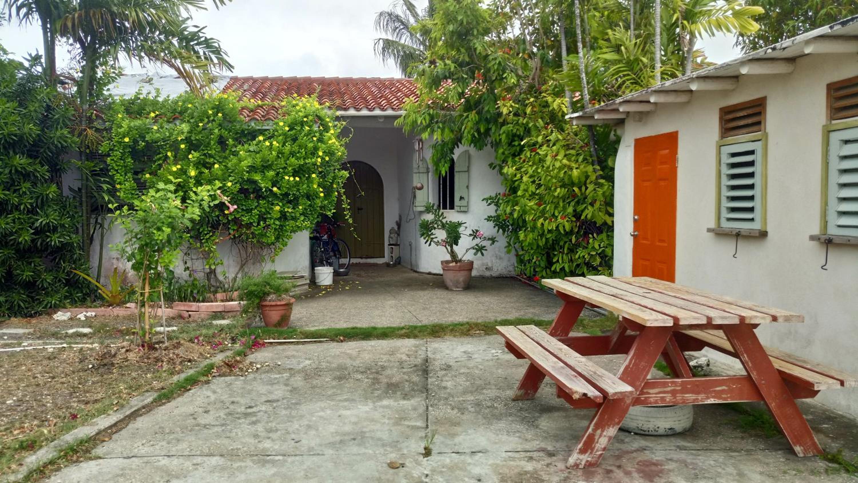 SHAMBHALA Homestays Cottage & Studio