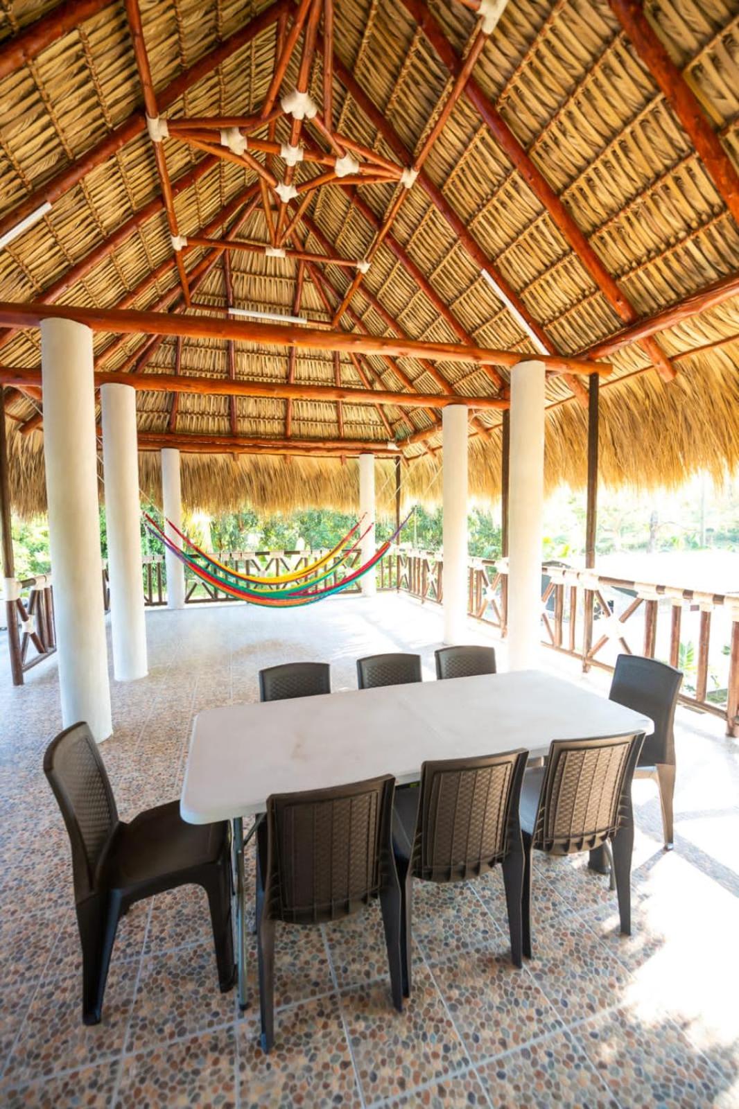Villa 2 Hermanos Monterrico view 4