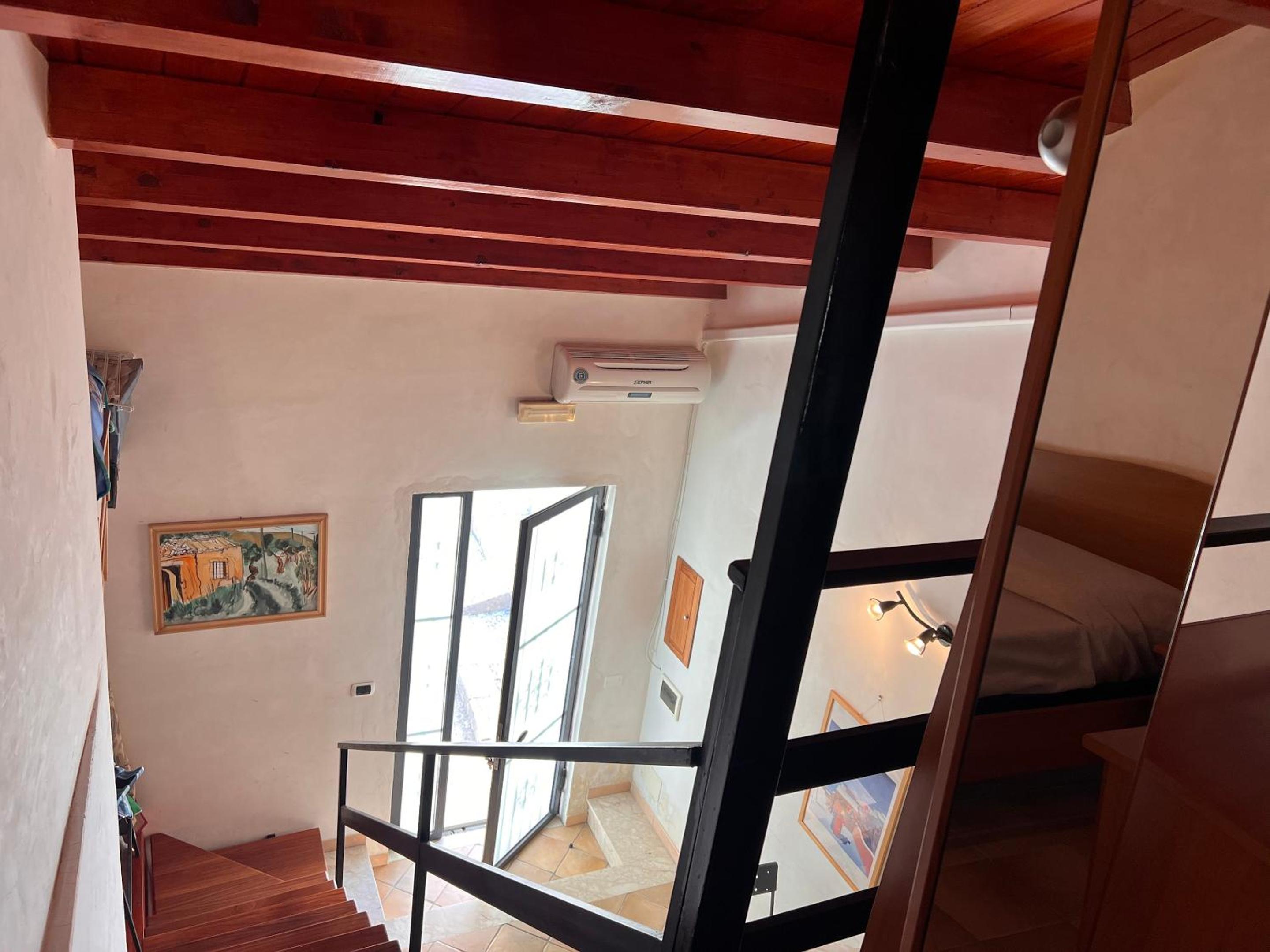 Comfortable house in Noto with air conditioning on 30 m² photo 4