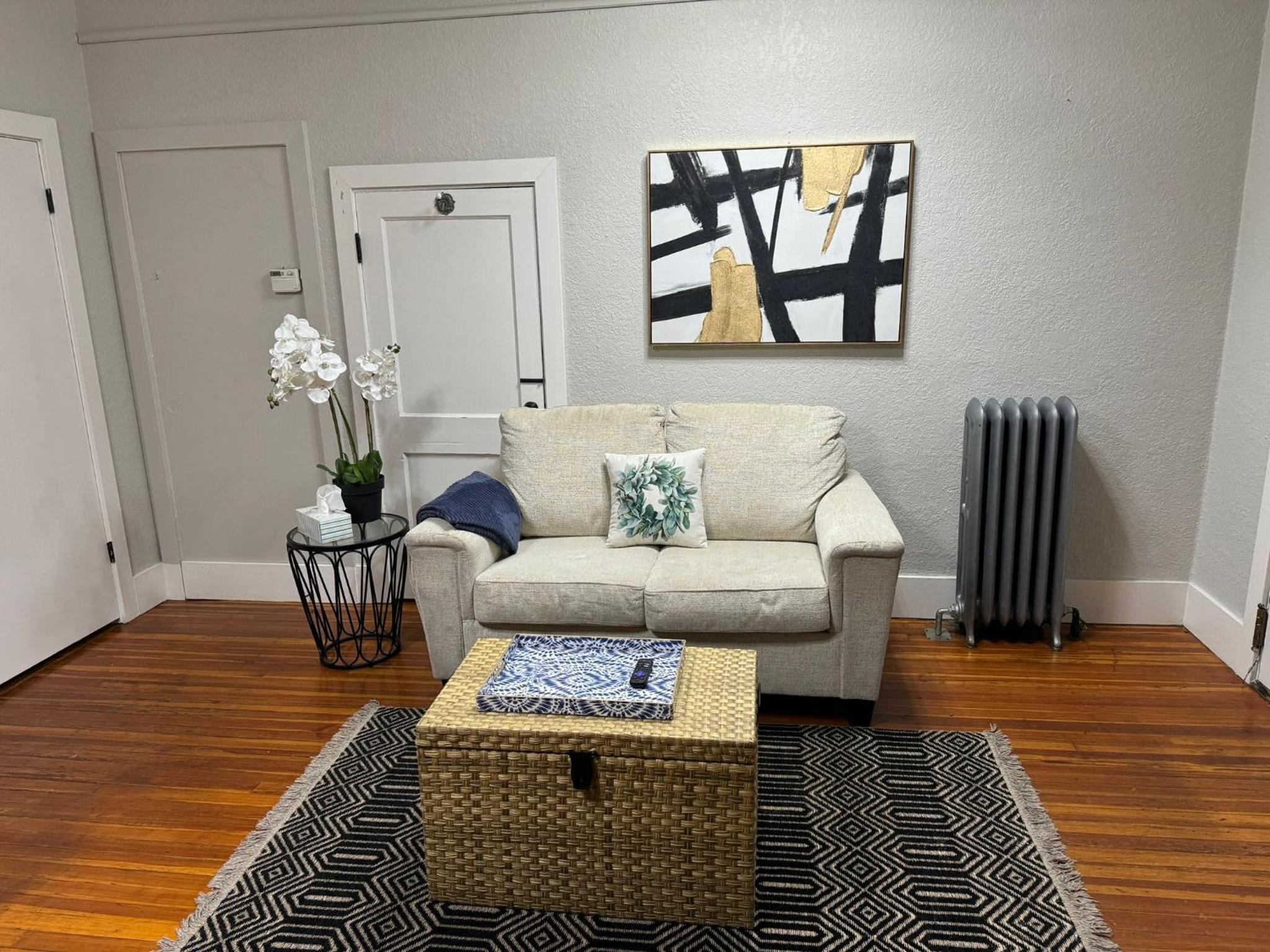 The Lofts on Colorado, 114A view 3