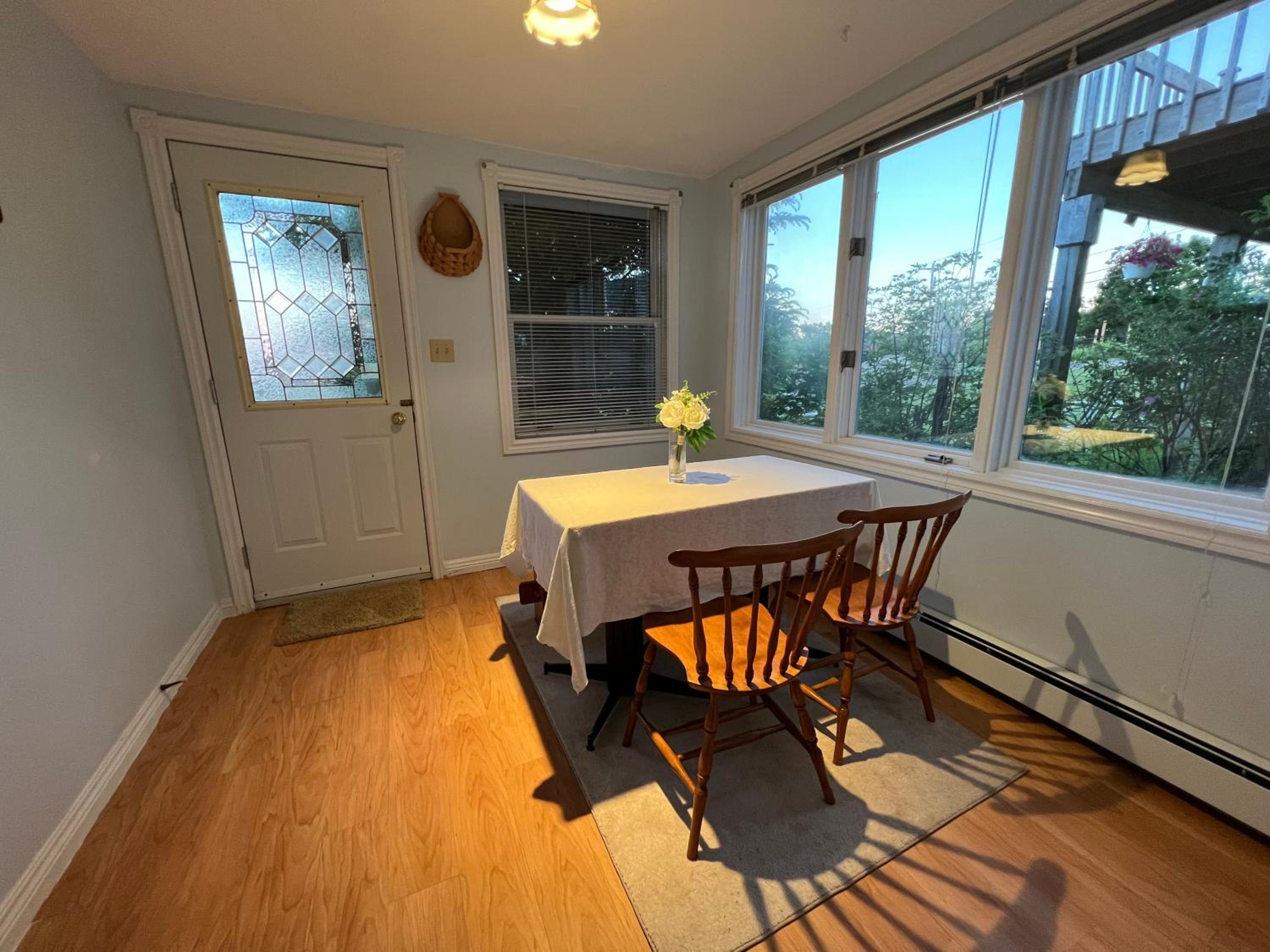 Lee's Ocean Peek B & B