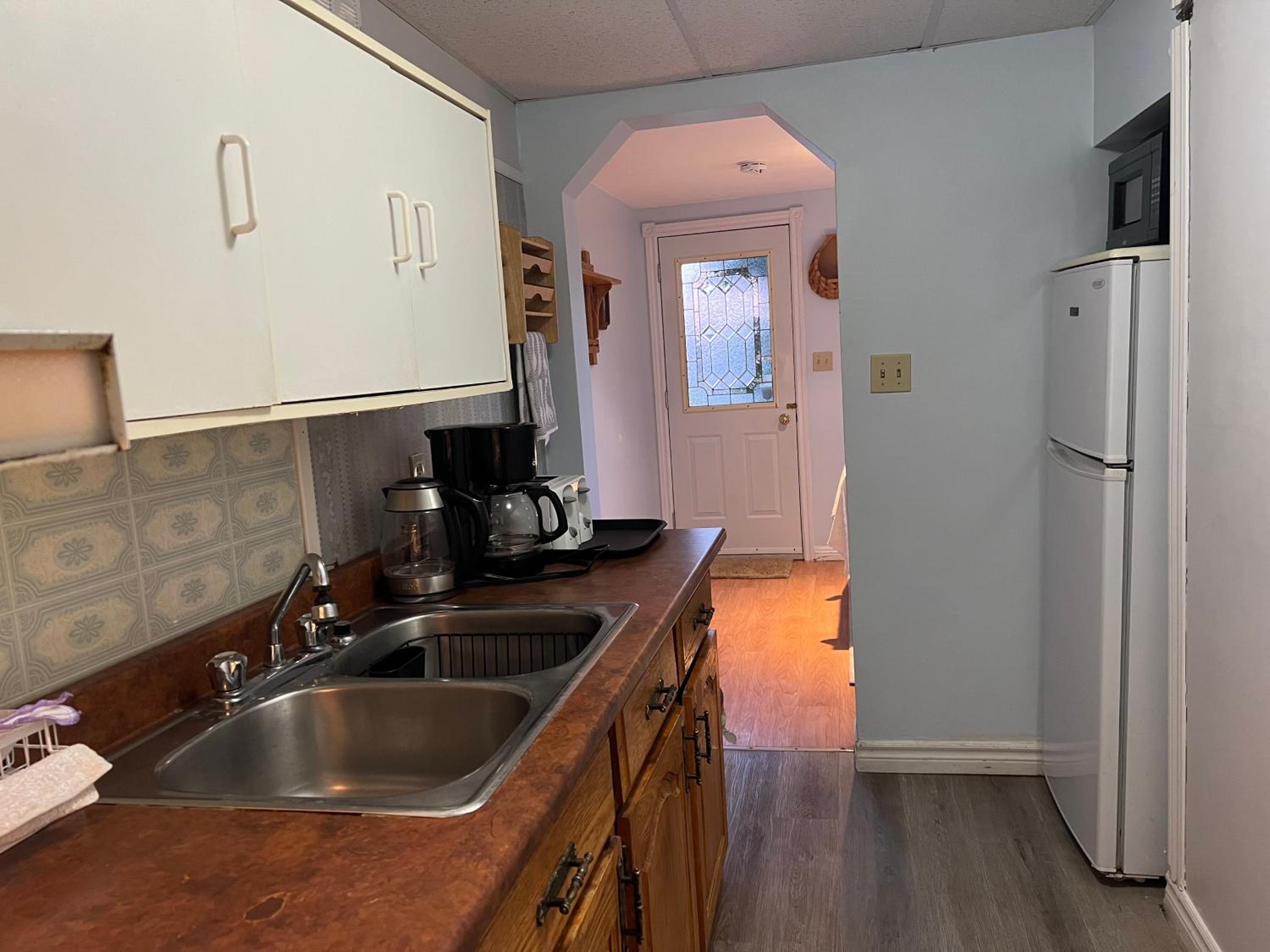 Lee's Ocean Peek B & B
