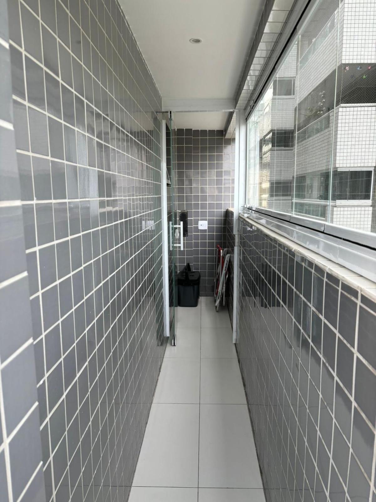 Novo Apto Canto do Forte, Rua Praia Vista Montanha, com Wi Fi, HomeBeach10, 01 Vaga de Garagem, Melhores Restaurantes ao lado