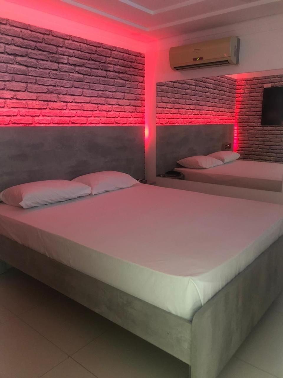 Hotel Extase