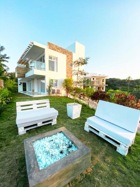 Villa with breath taking views! view 5
