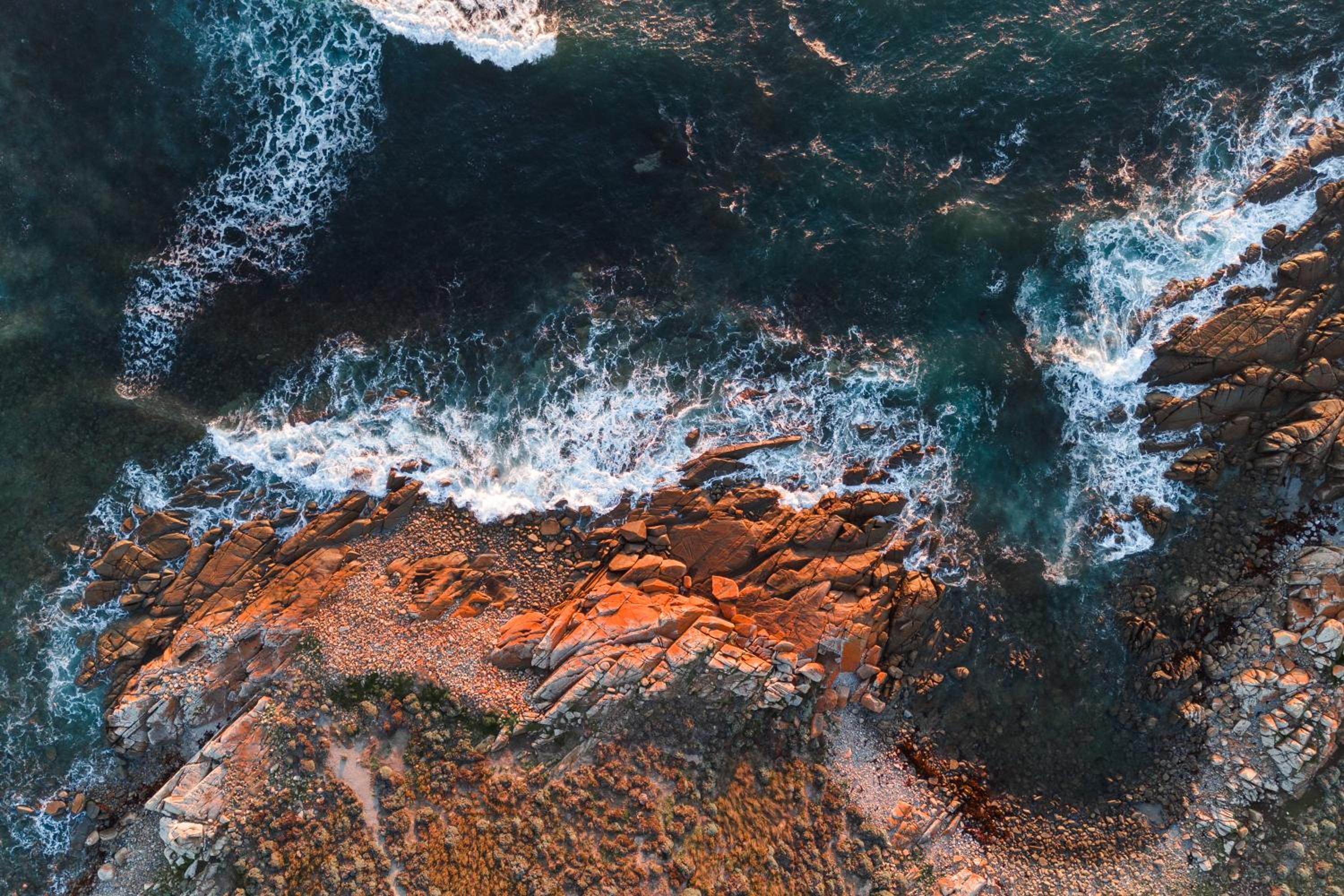 Red Rock Hut, King Island
