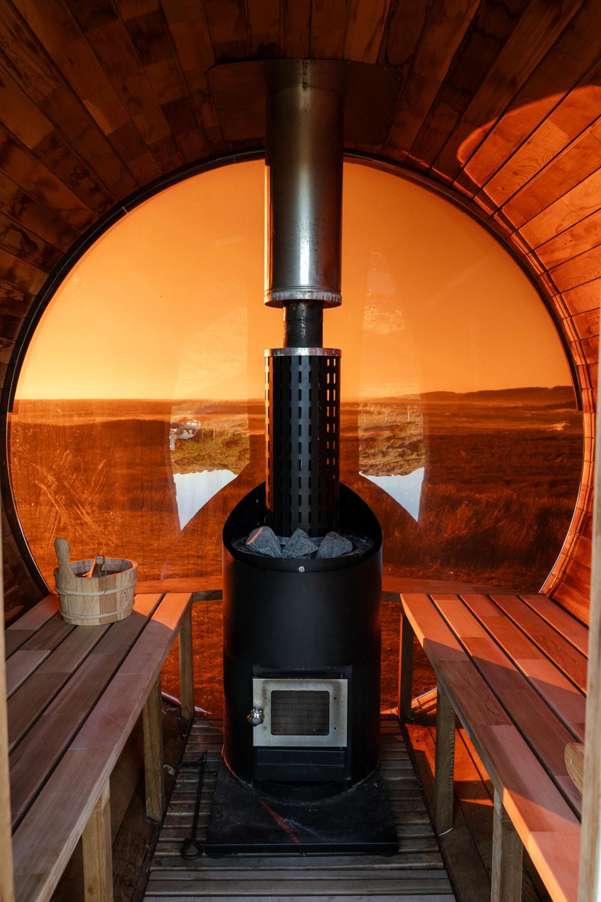 Red Rock Hut, King Island