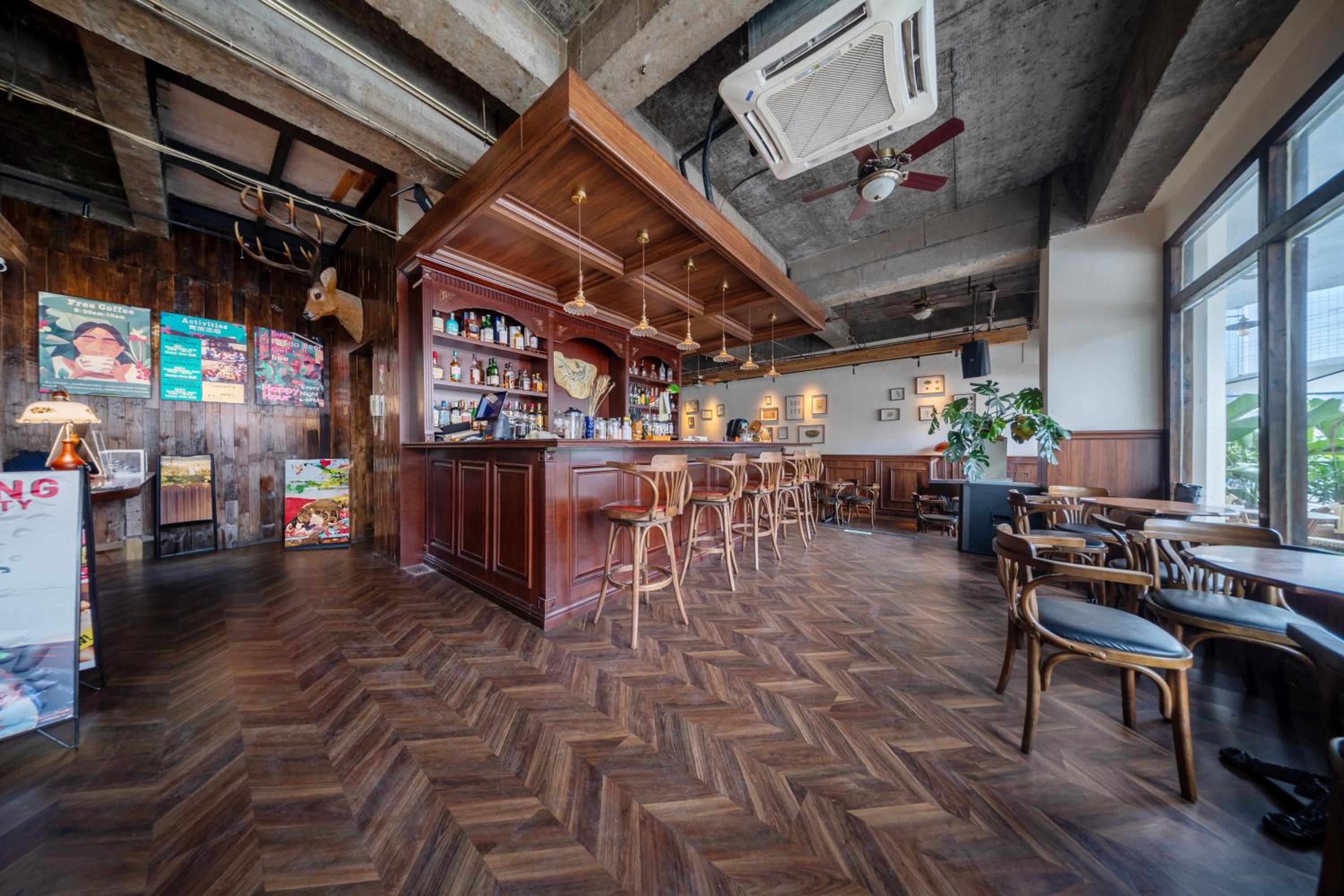 Photo 18 sur 117 de SONDERIA Hostel & Bar - Lazybones