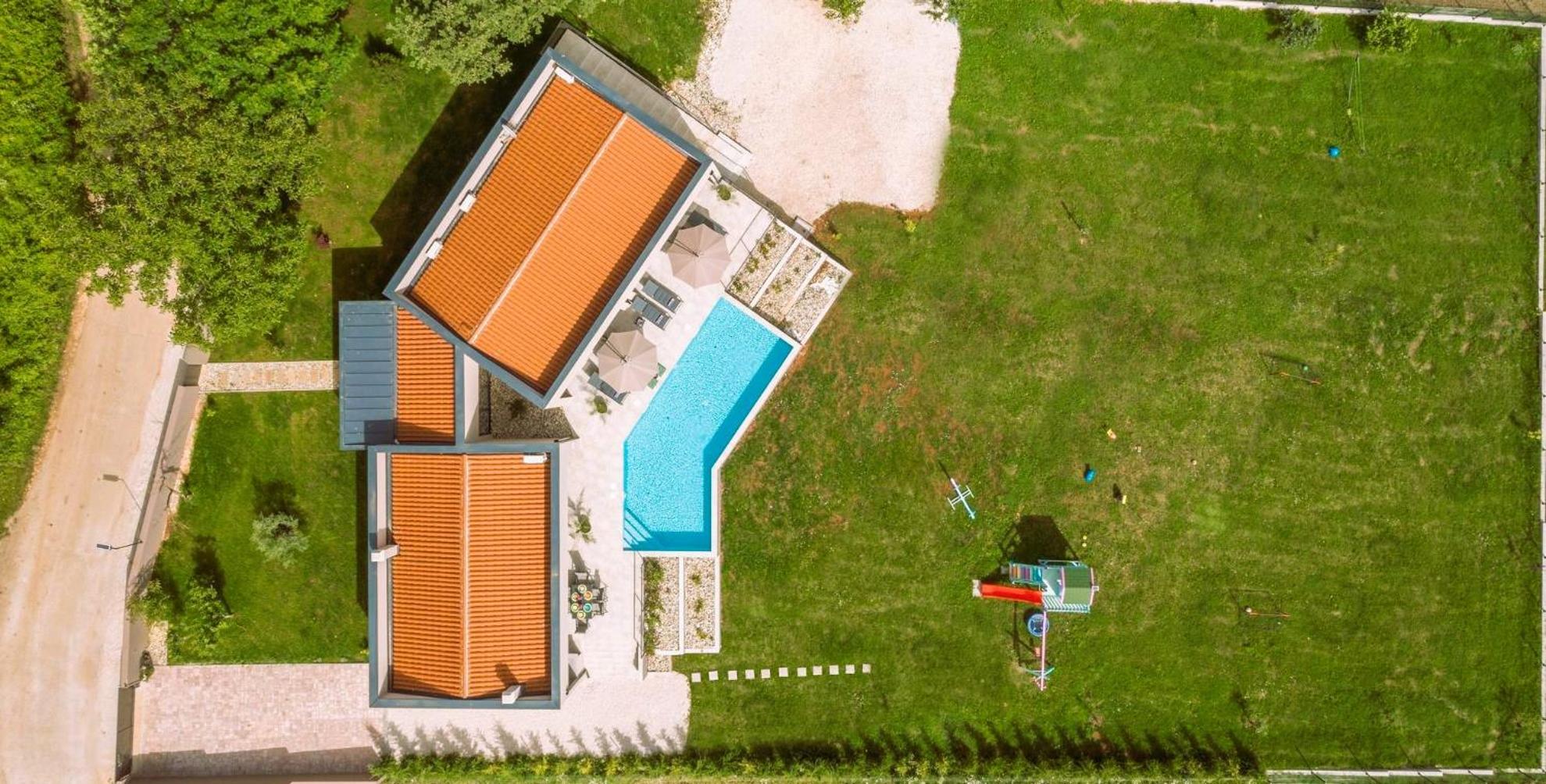Residence Villa Manuela - Batlug