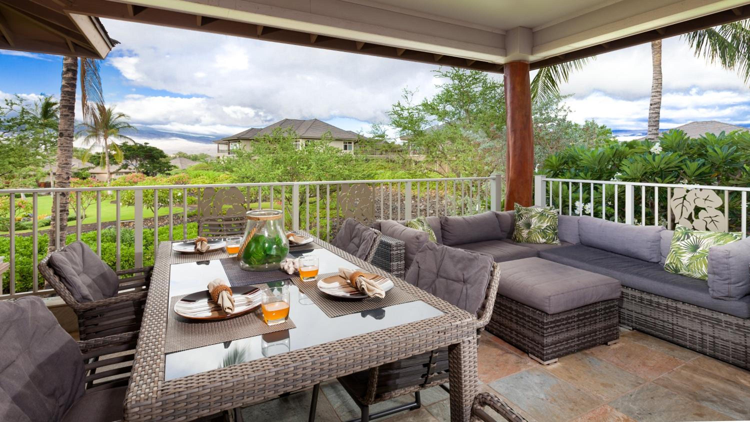 SLICE OF PARADISE Well-Appointed 4BR KaMilo Home with Private Beach Club view 3