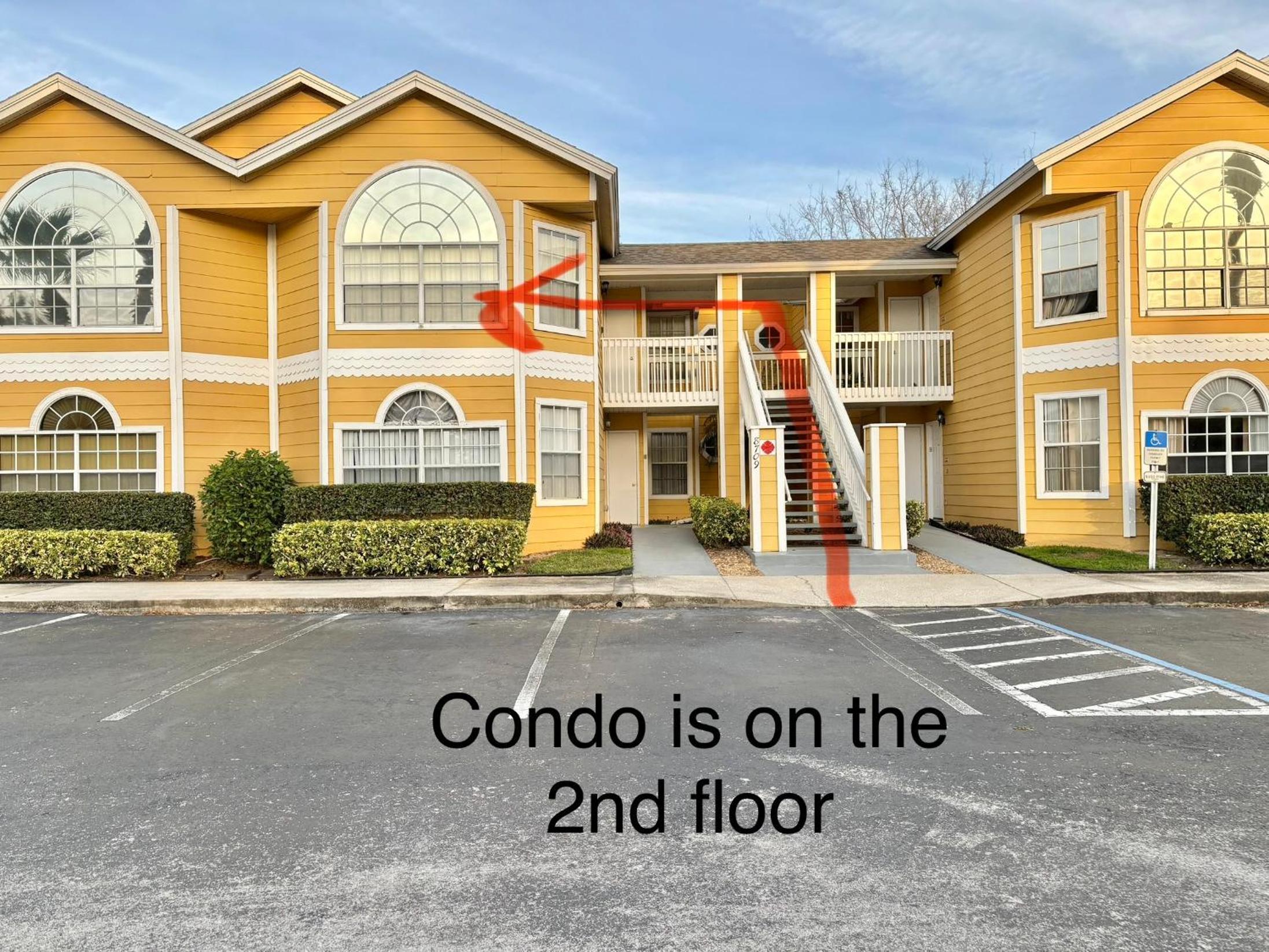 Spacious Condo Close to Disney Attractions